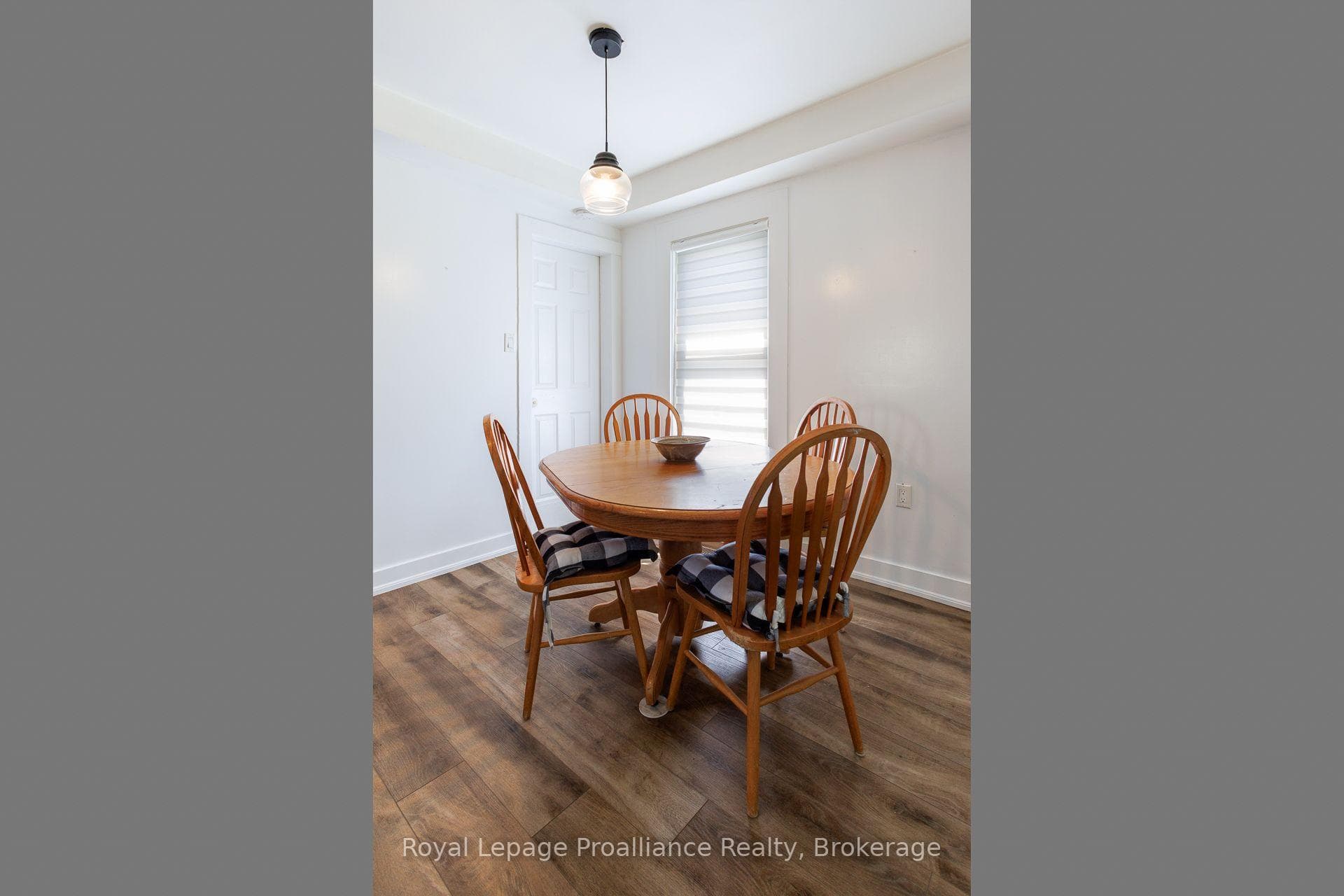 7 Simmons Street photo 9