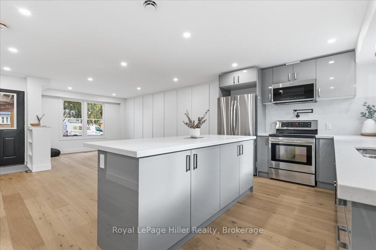 237 Willow St. Kitchen