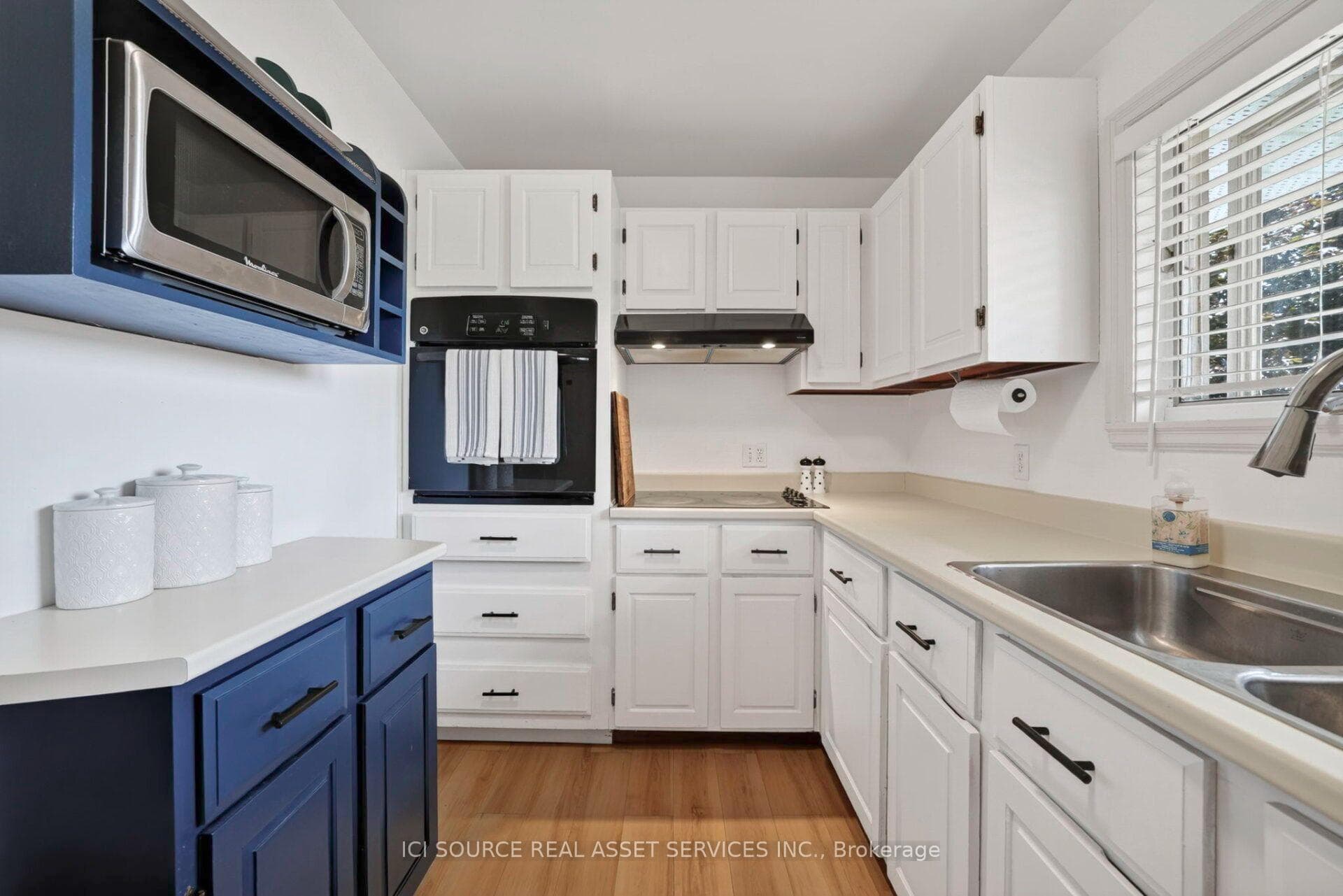 1215 Princess Street photo 17