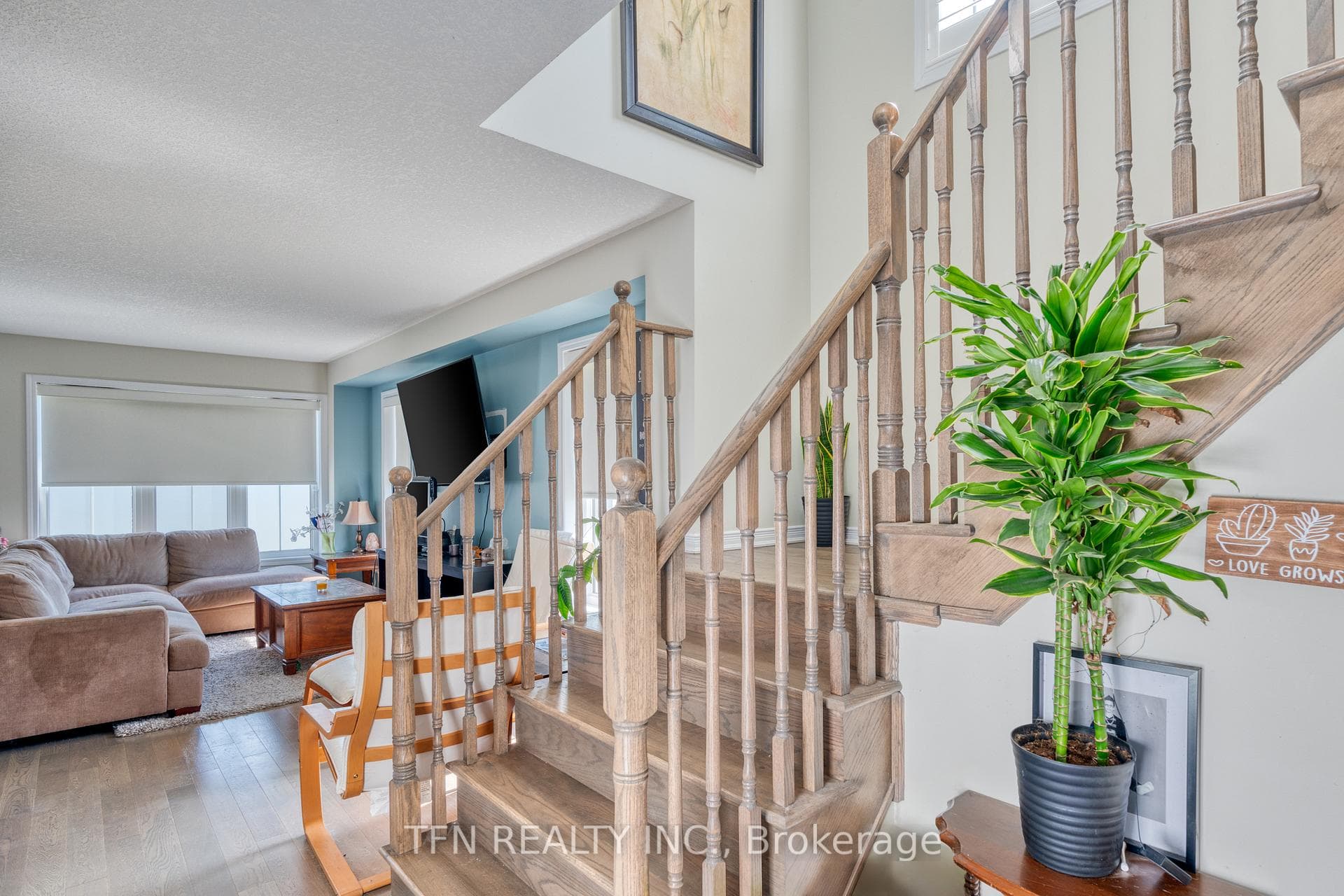 144 Maclachlan Avenue photo 6