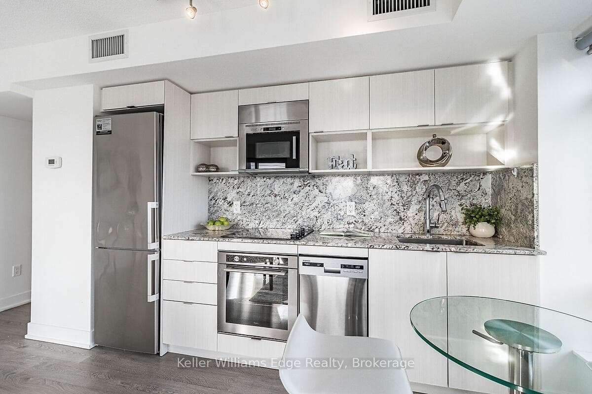 7 Mabelle Avenue Unit 508 photo 27