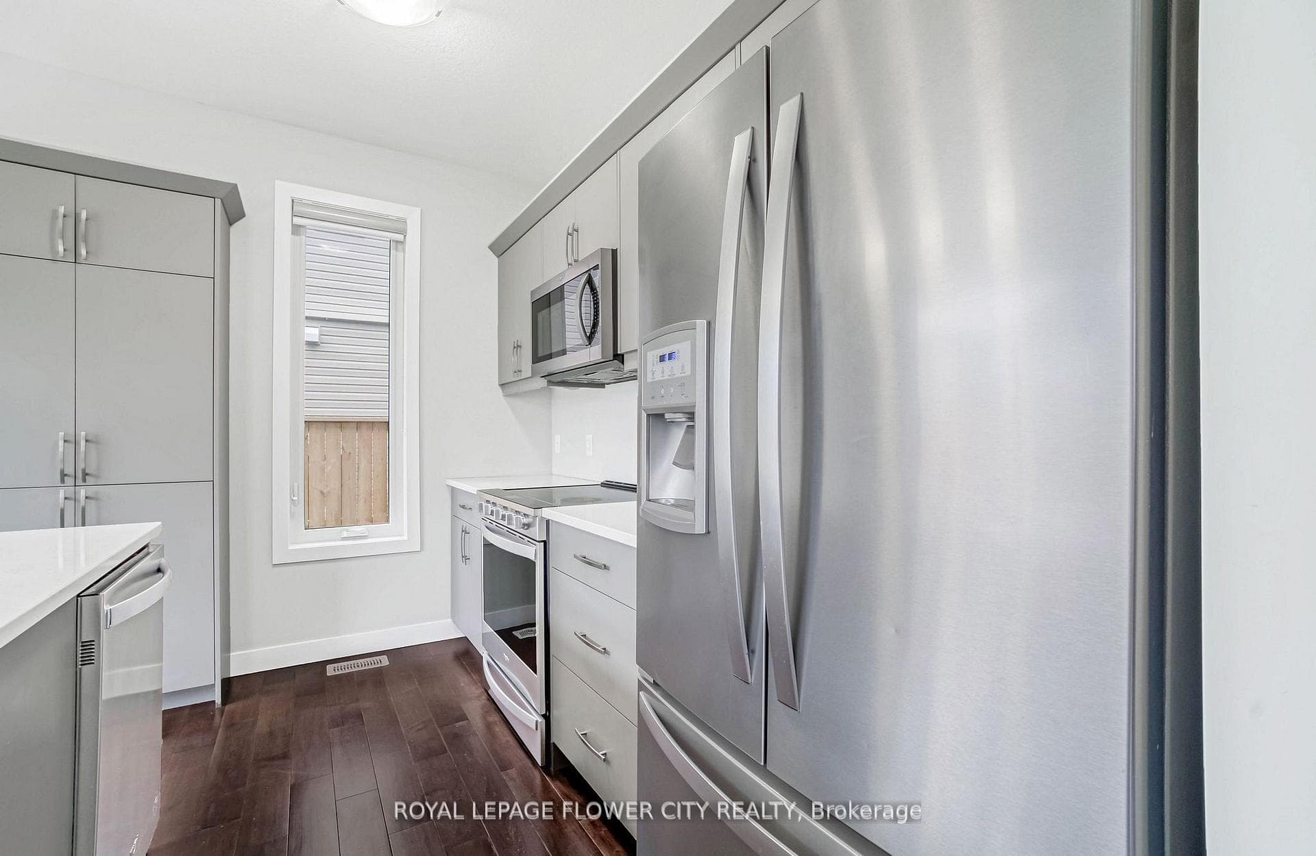 1266 Twilite Boulevard photo 4