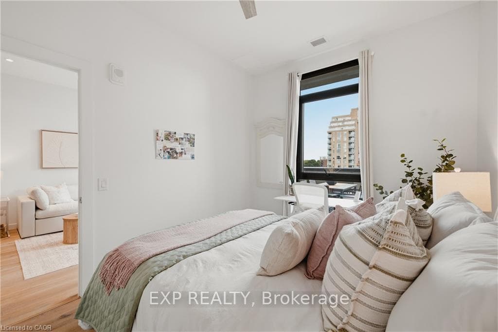 181 King Street Unit 608 photo 13