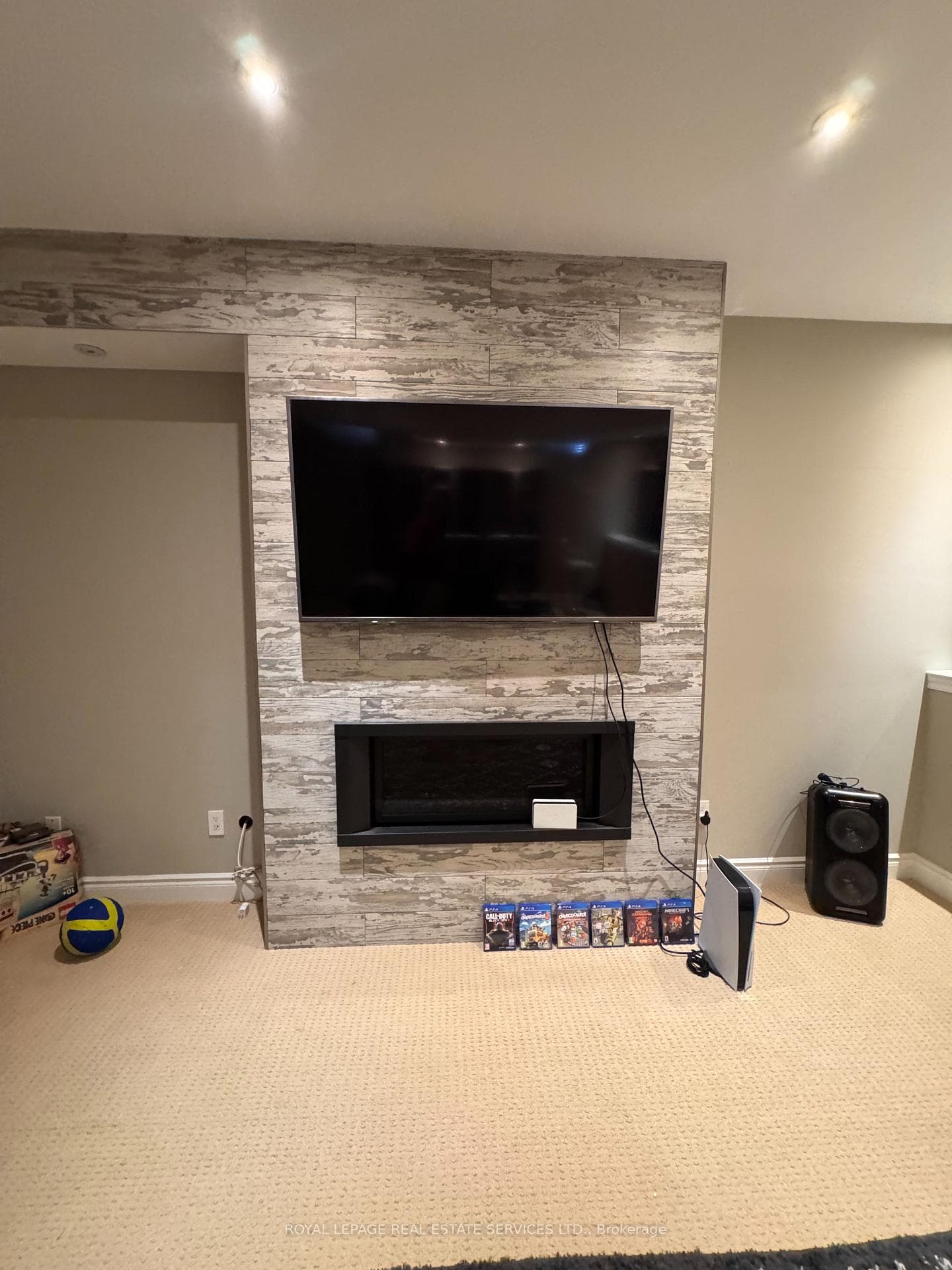 2307 Wuthering Heights Way photo 37