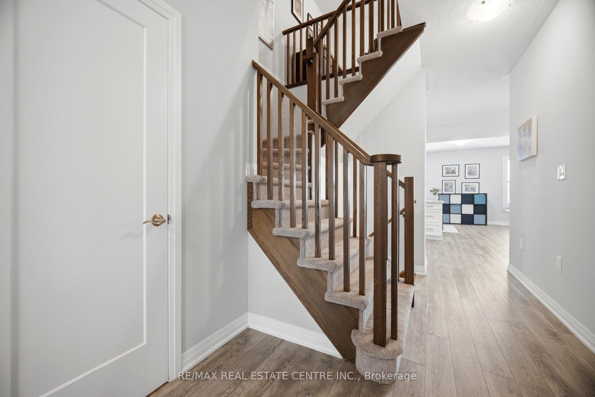4 Laguna Village Crescent photo 24
