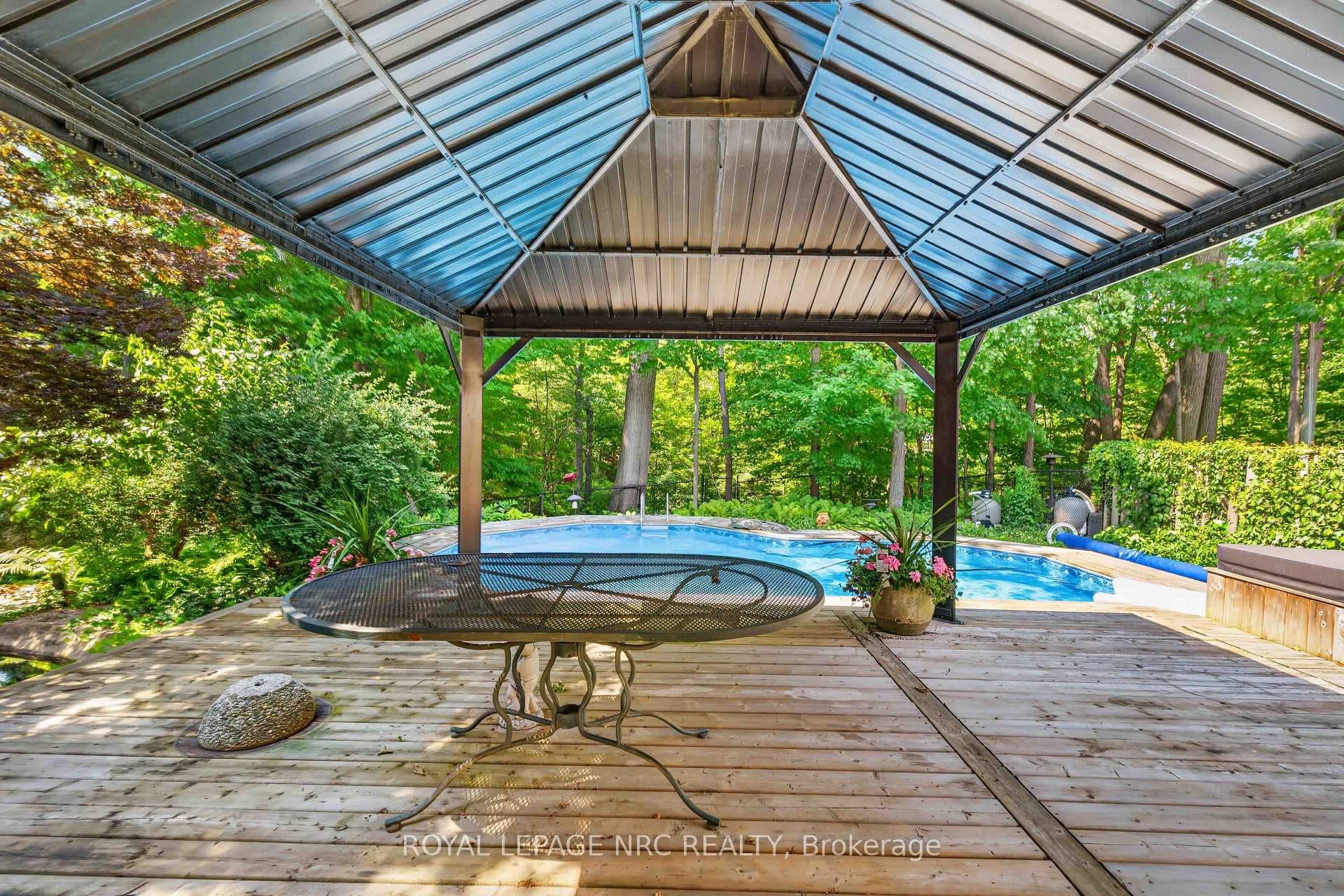 51 Forestview Drive photo 36