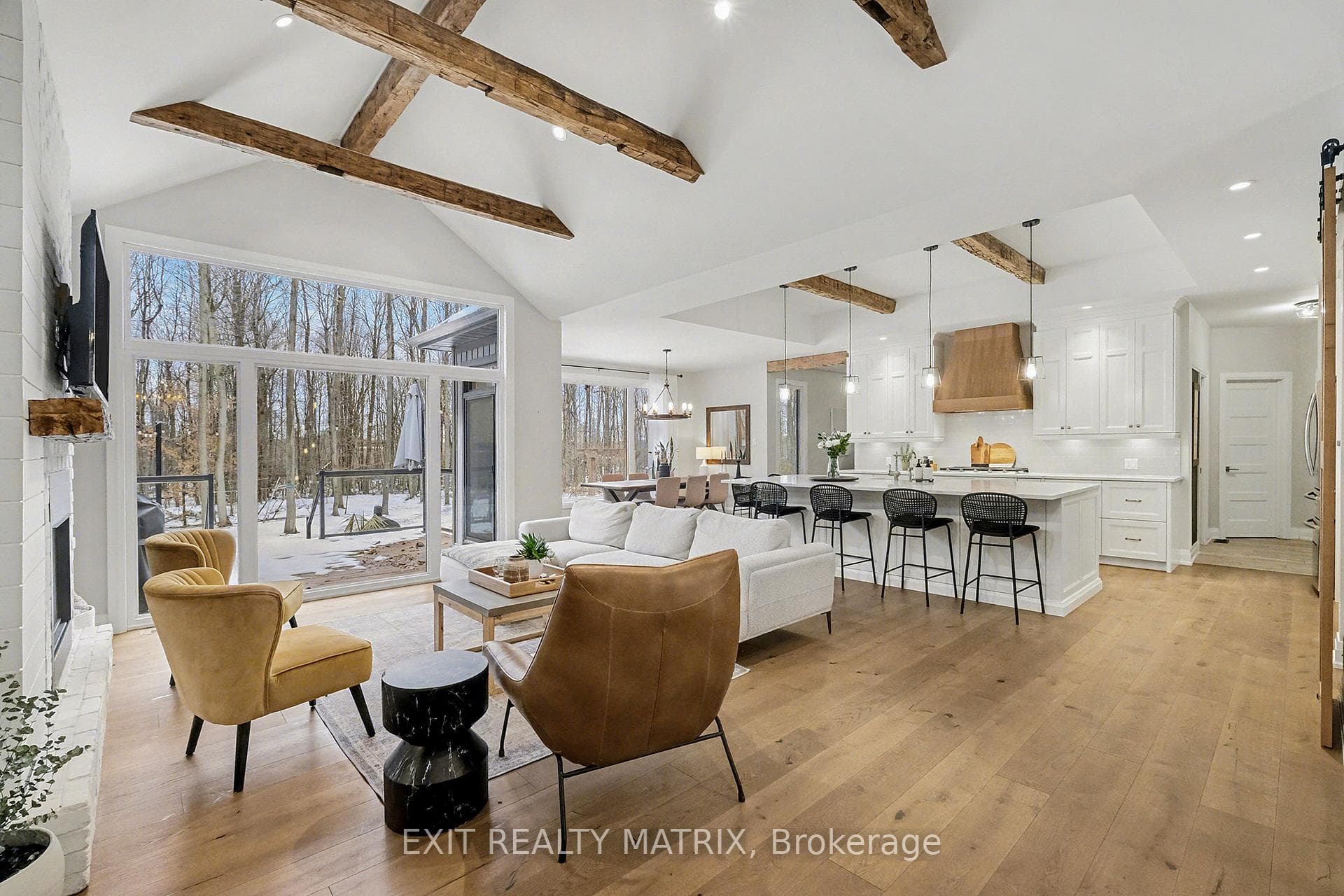 1772 Groves Road photo 5