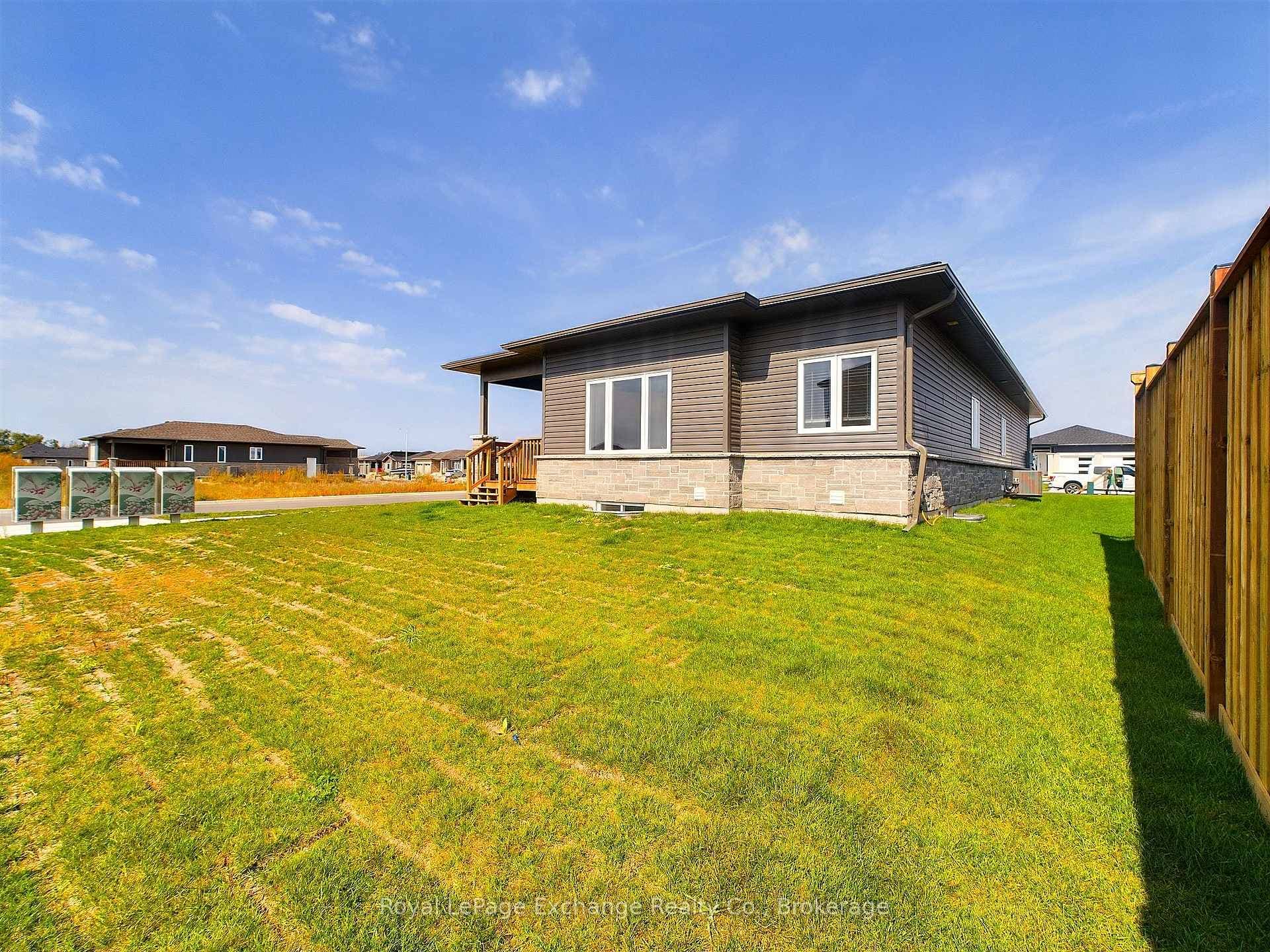 336 Mary Rose Avenue photo 34