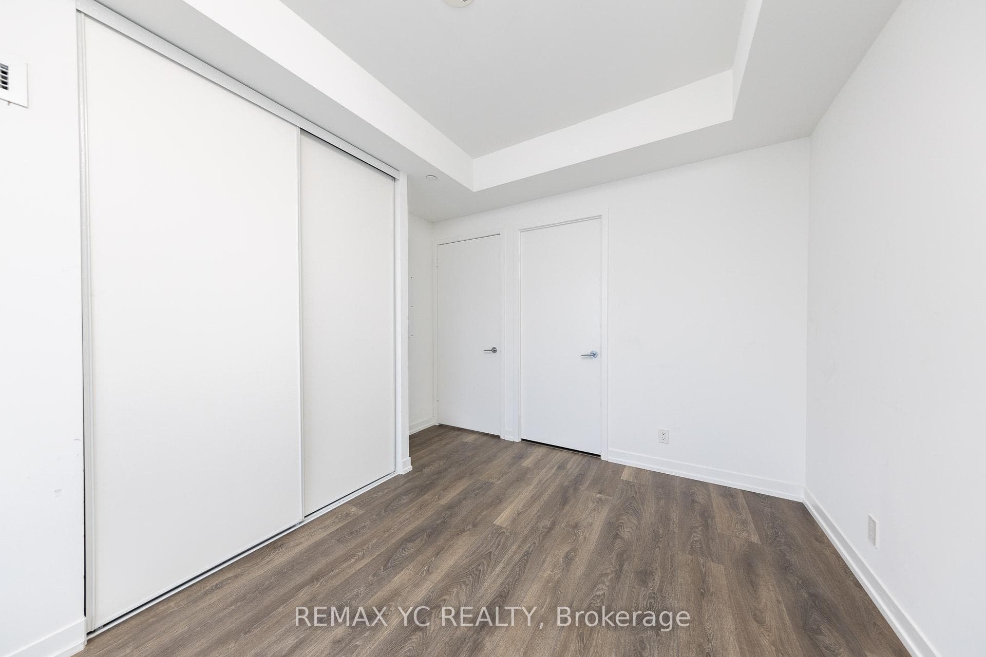 5 Buttermill Avenue Unit 2709 photo 16