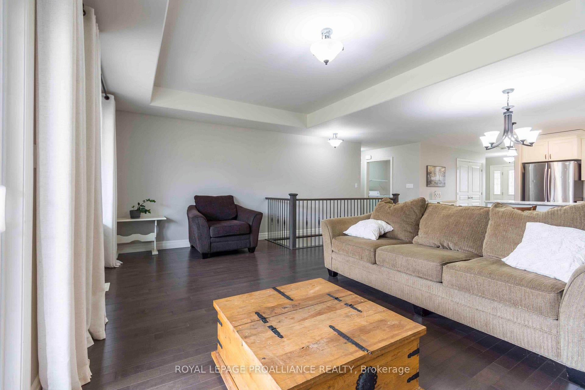 12 Crews Crescent photo 13