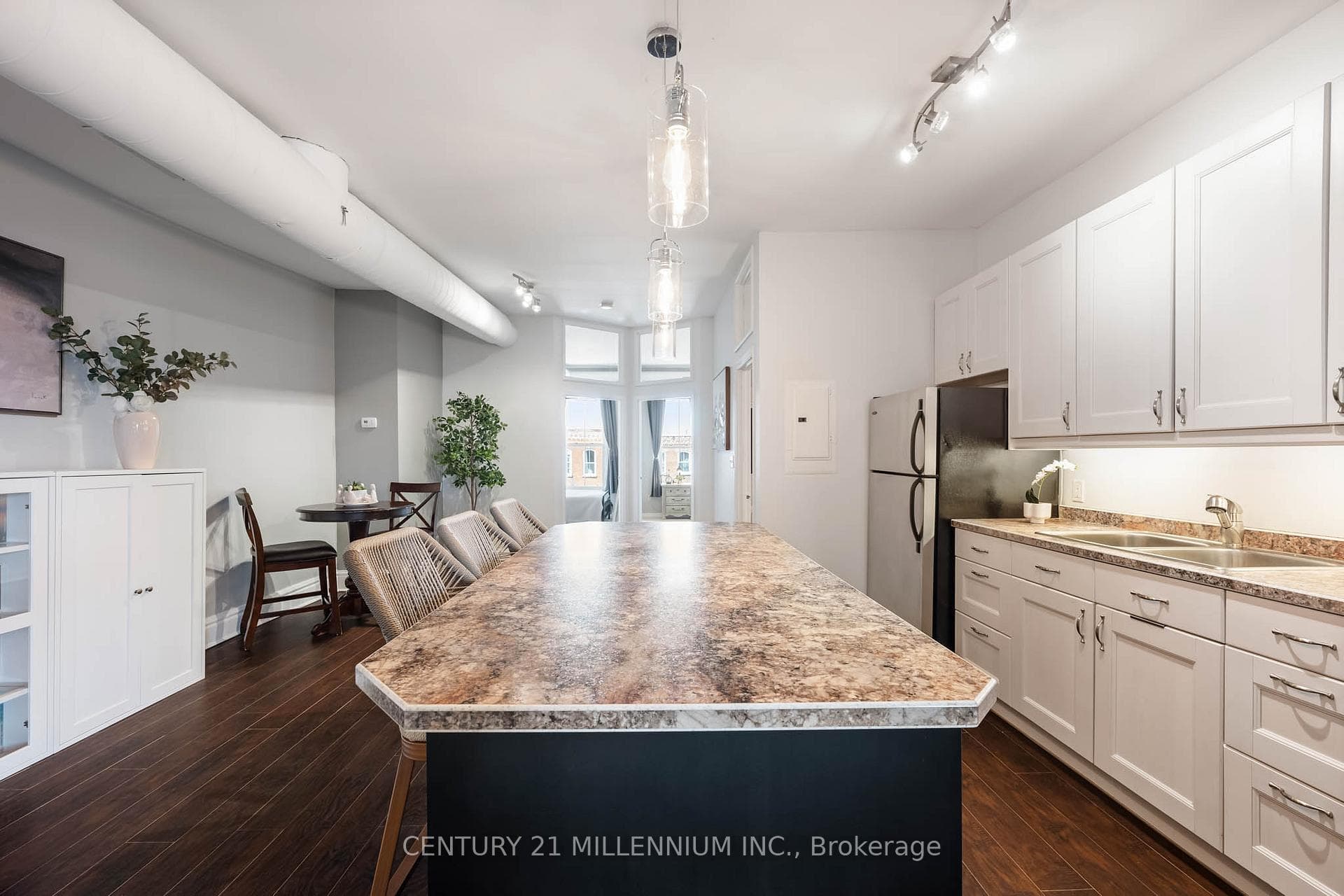 166 Broadway Avenue Unit 5 photo 11