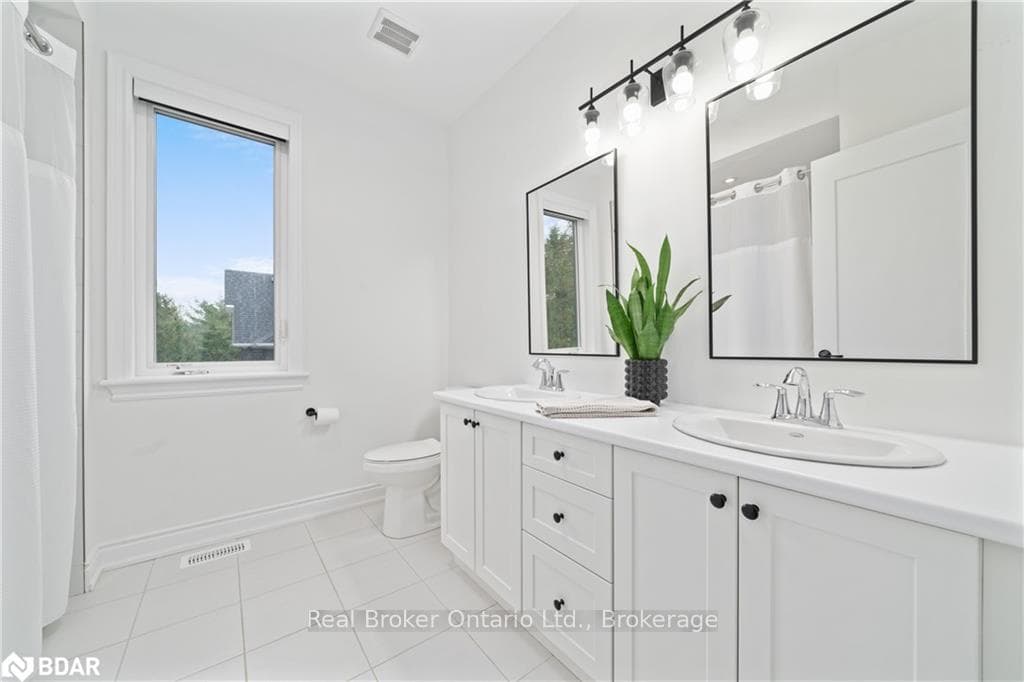 2085 BIRKSHIRE WOODS Lane photo 27