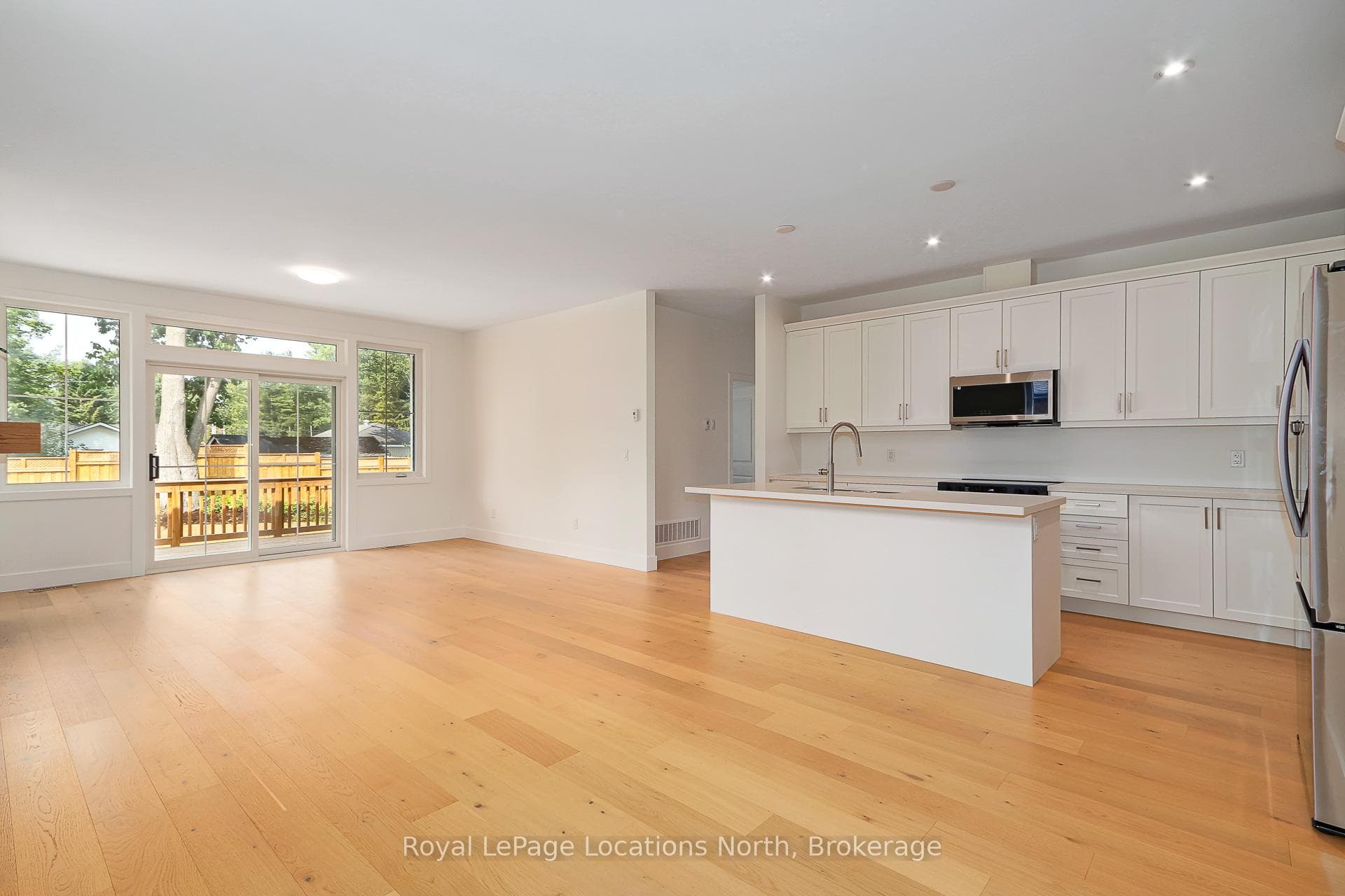 64 52nd Street photo 19