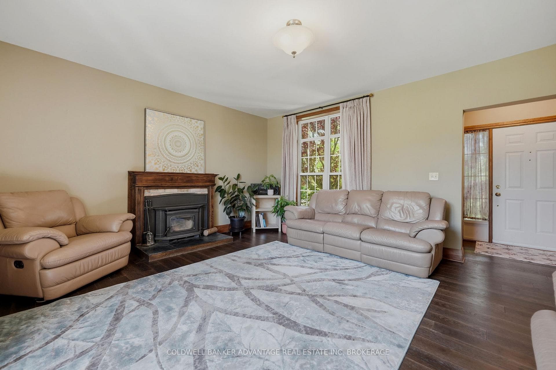 4698 Sandy Cove Drive photo 12