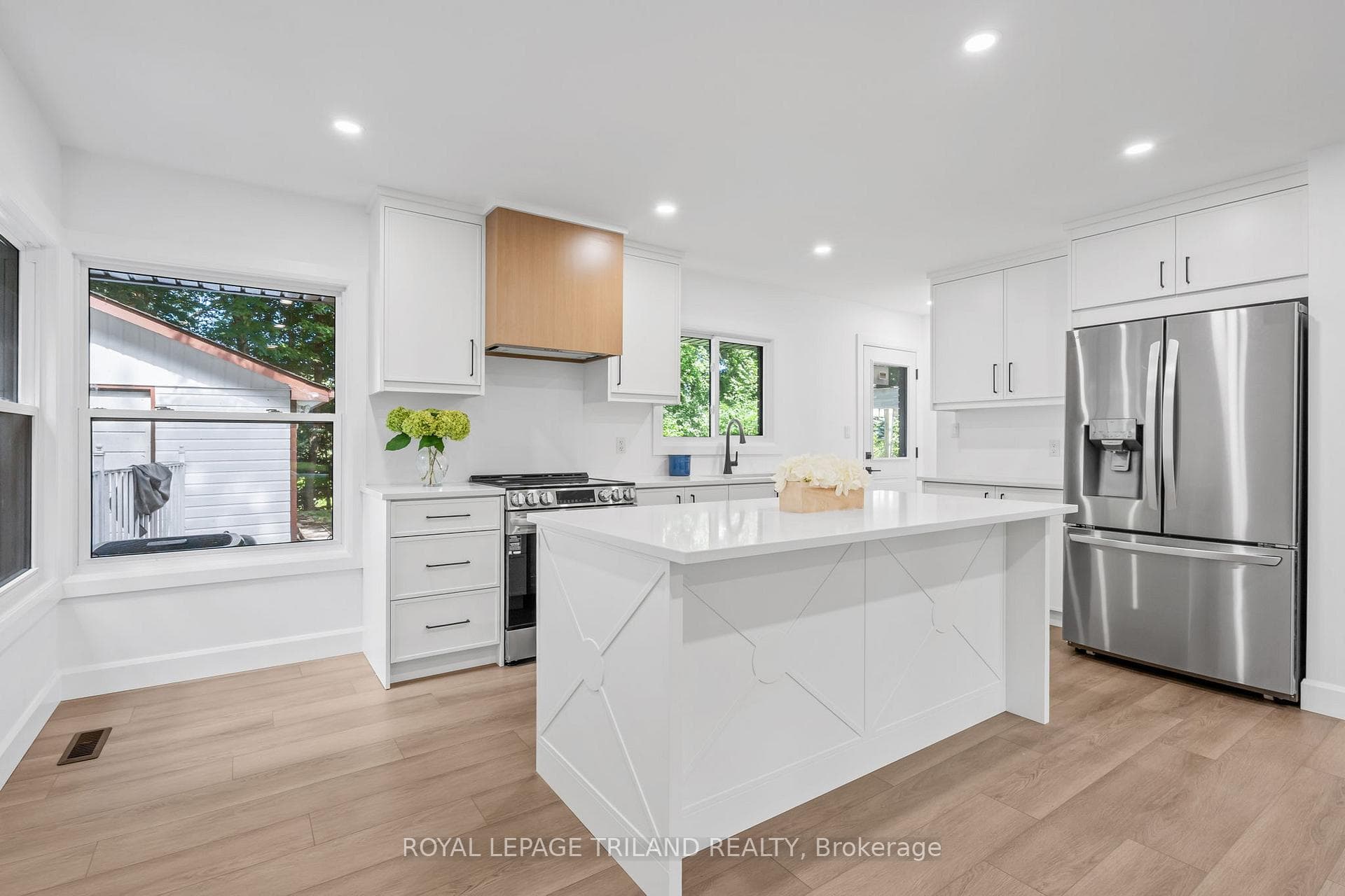32 BRAEMAR Crescent photo 15