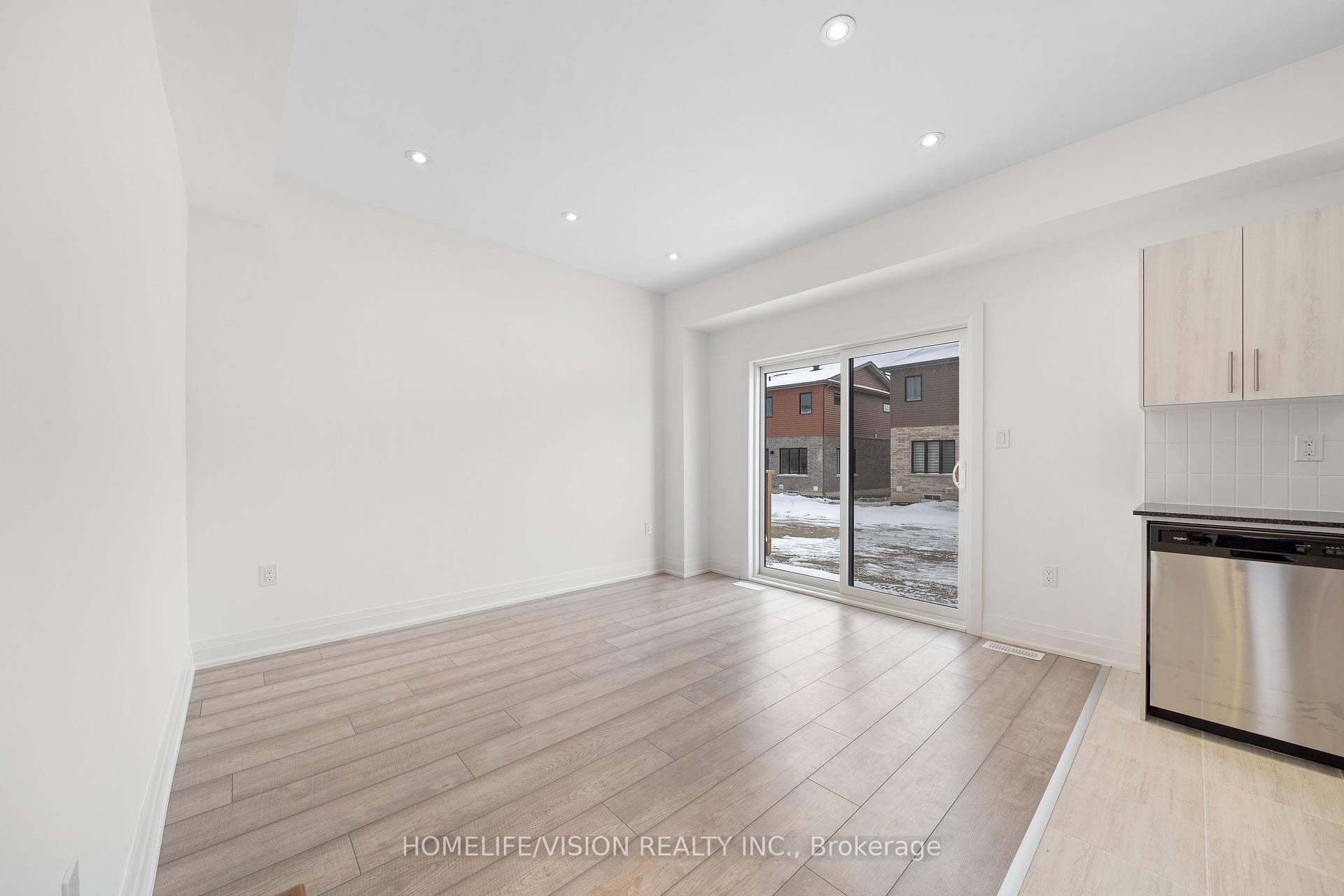 151 Gateland Drive photo 5