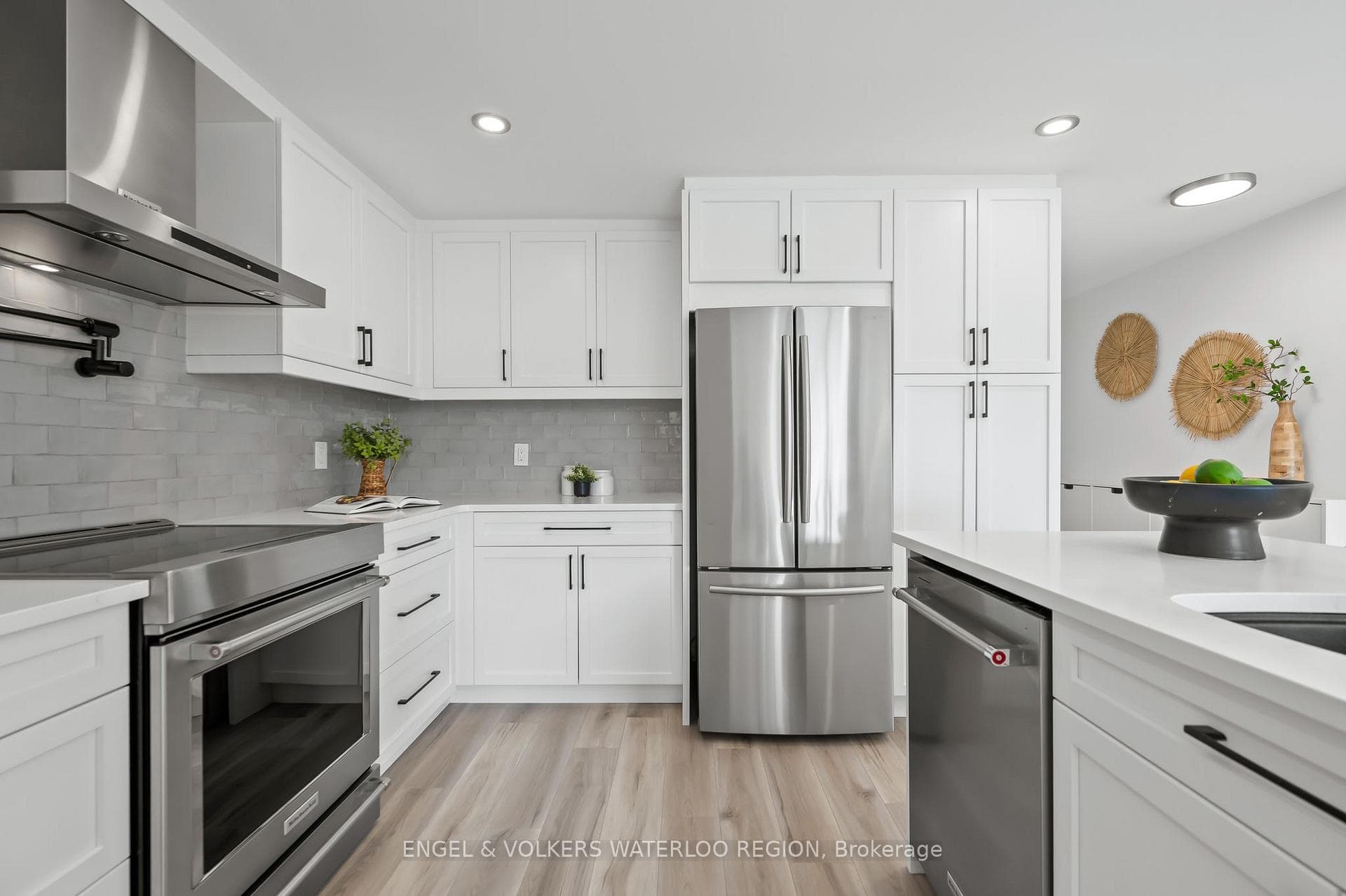 46 Hackberry Street photo 15