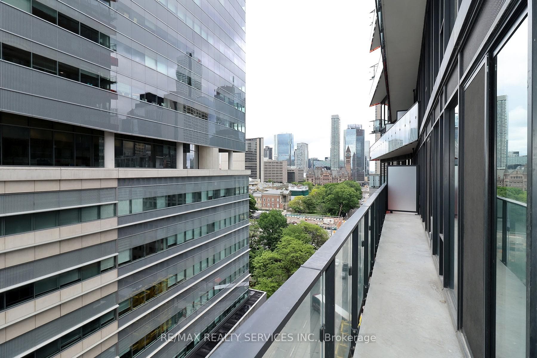215 Queen Street Unit 1105 photo 8