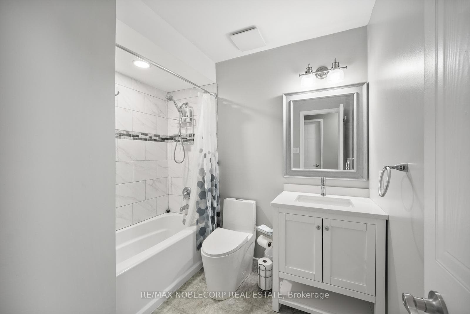 3 Shawn Avenue photo 30