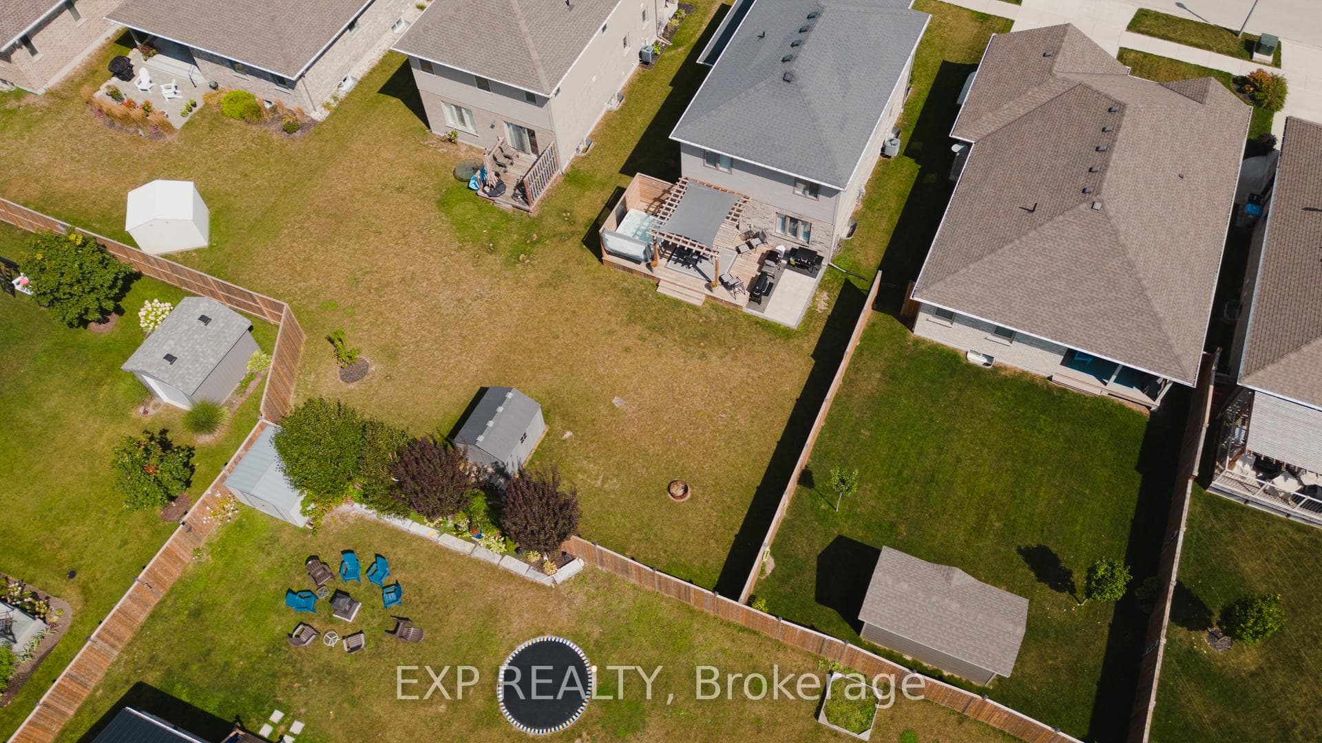 320 Hutton Street photo 35