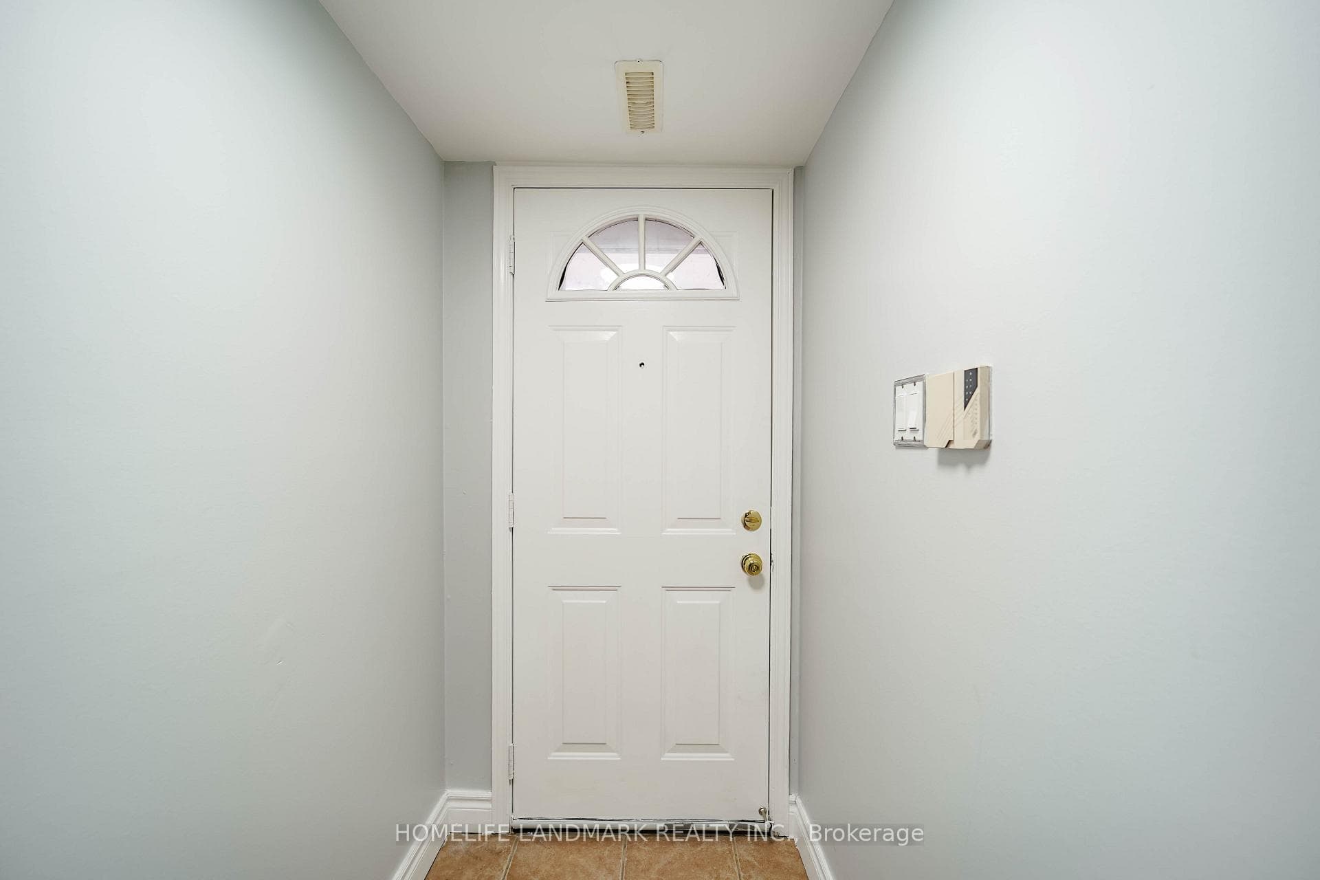 6452 Finch Avenue Unit 147 photo 4