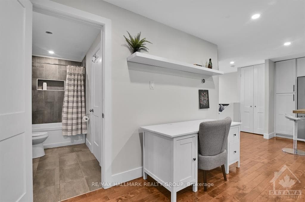 72 GLAMORGAN Drive photo 11