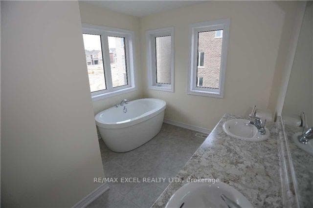 48 Falconridge Terrace photo 10