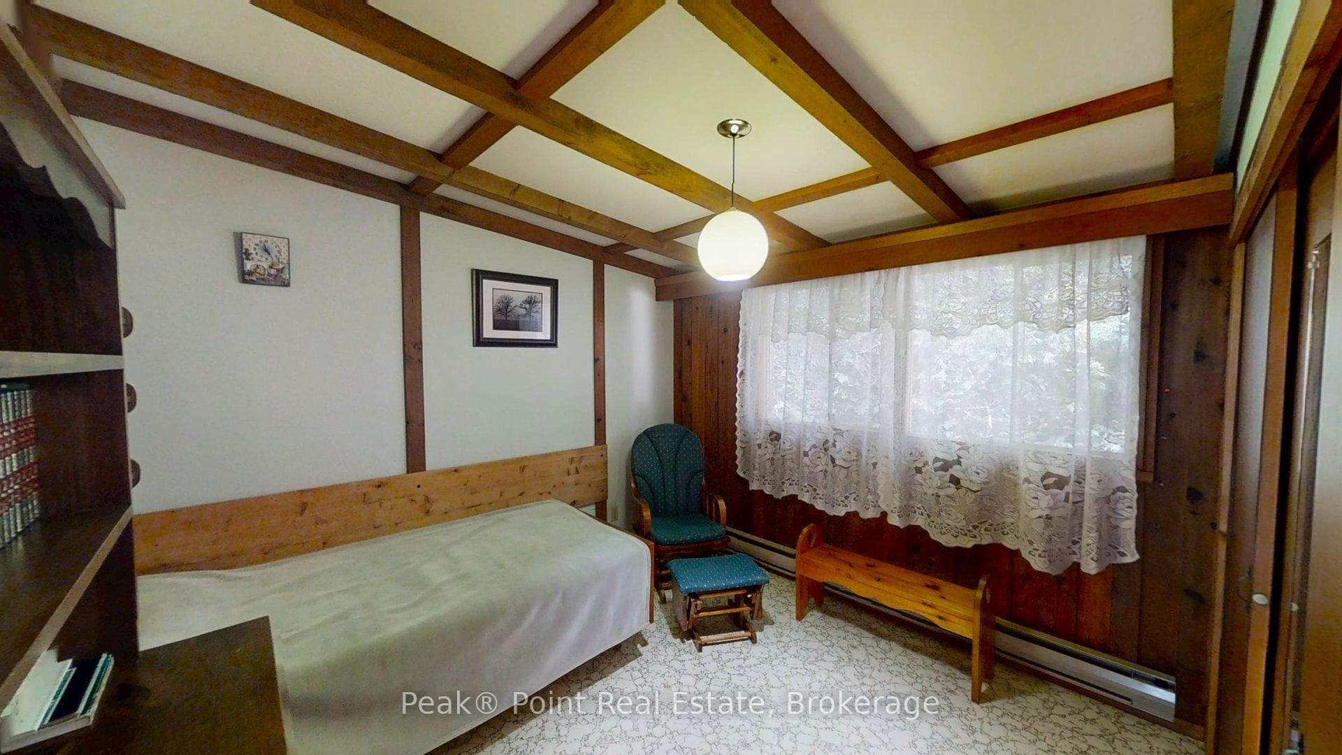 20 RIVERSIDE Place photo 17