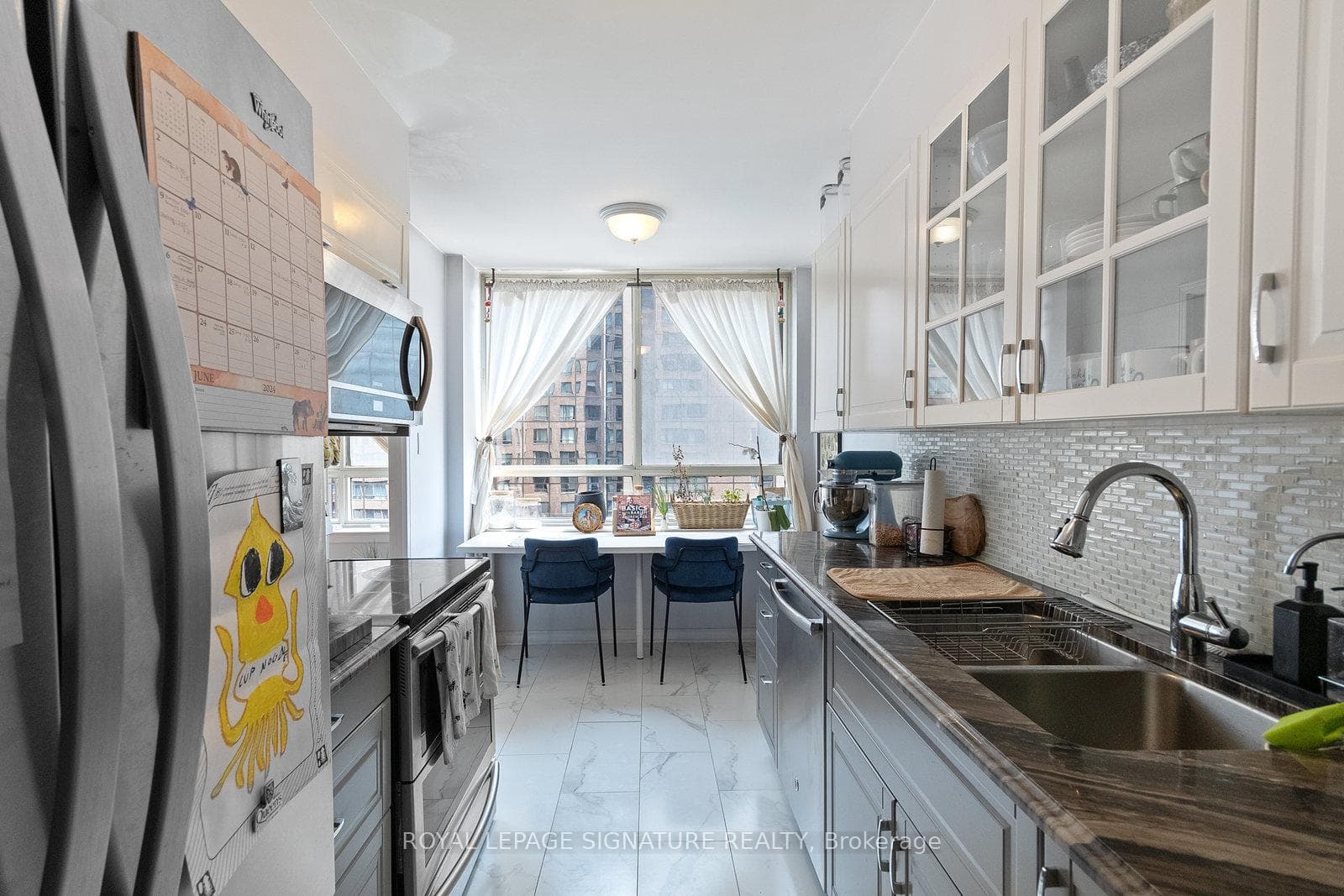 633 Bay Street Unit 1013 photo 13