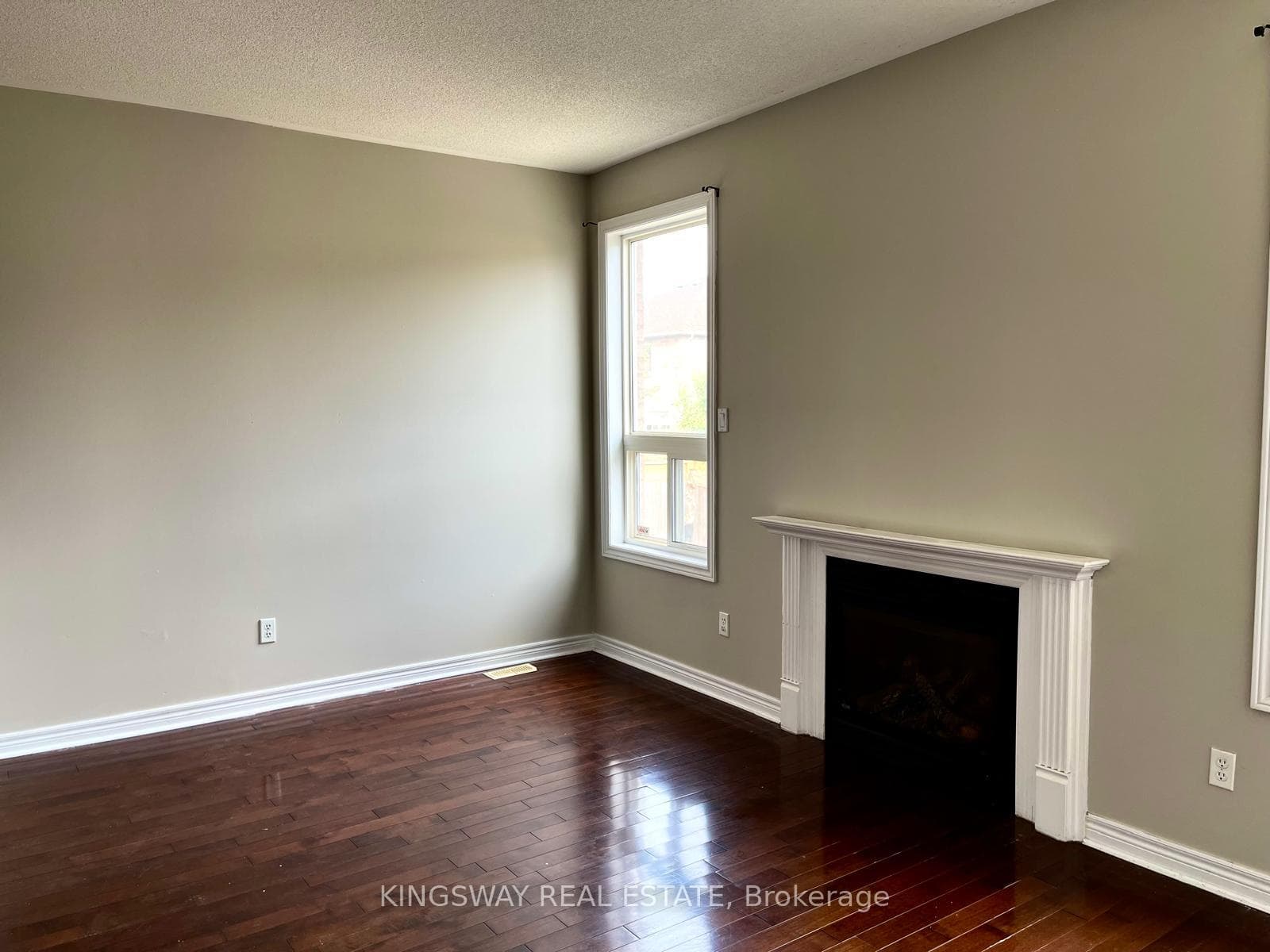 406 Black Drive photo 7