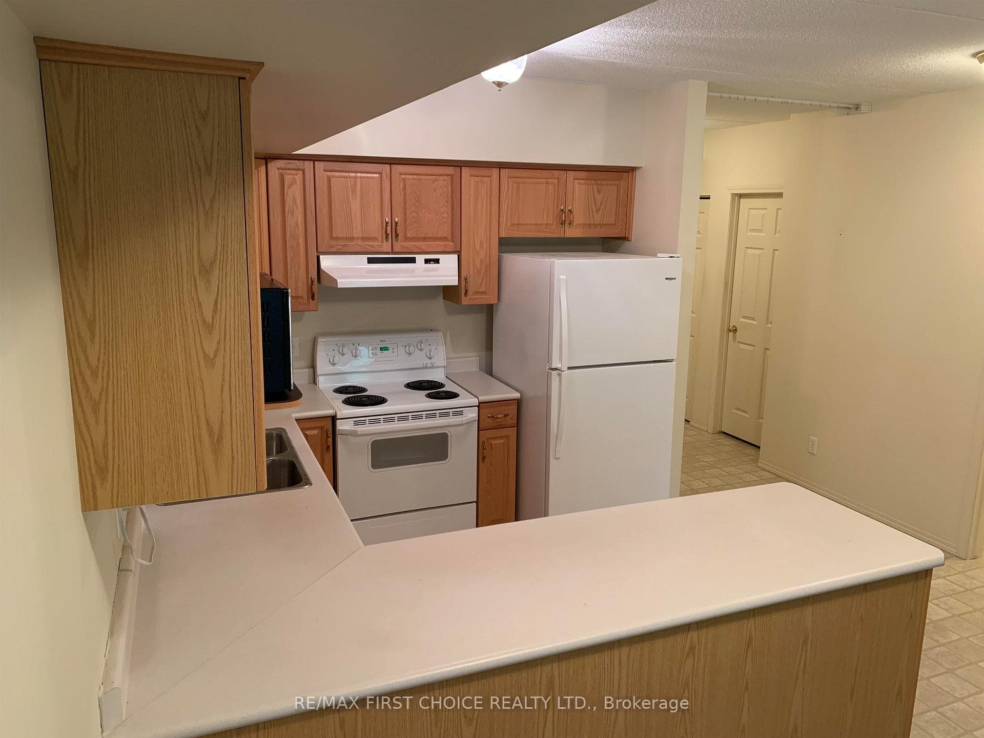 315 Hilldale Road Unit 105 photo 6