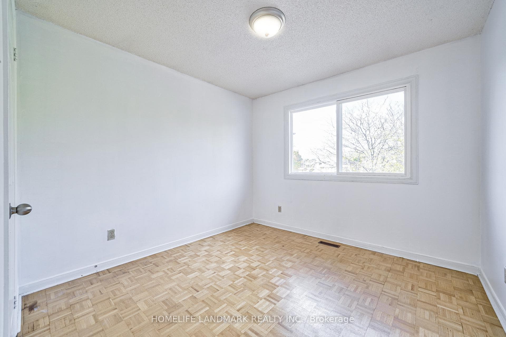 6 Ridware Crescent photo 24