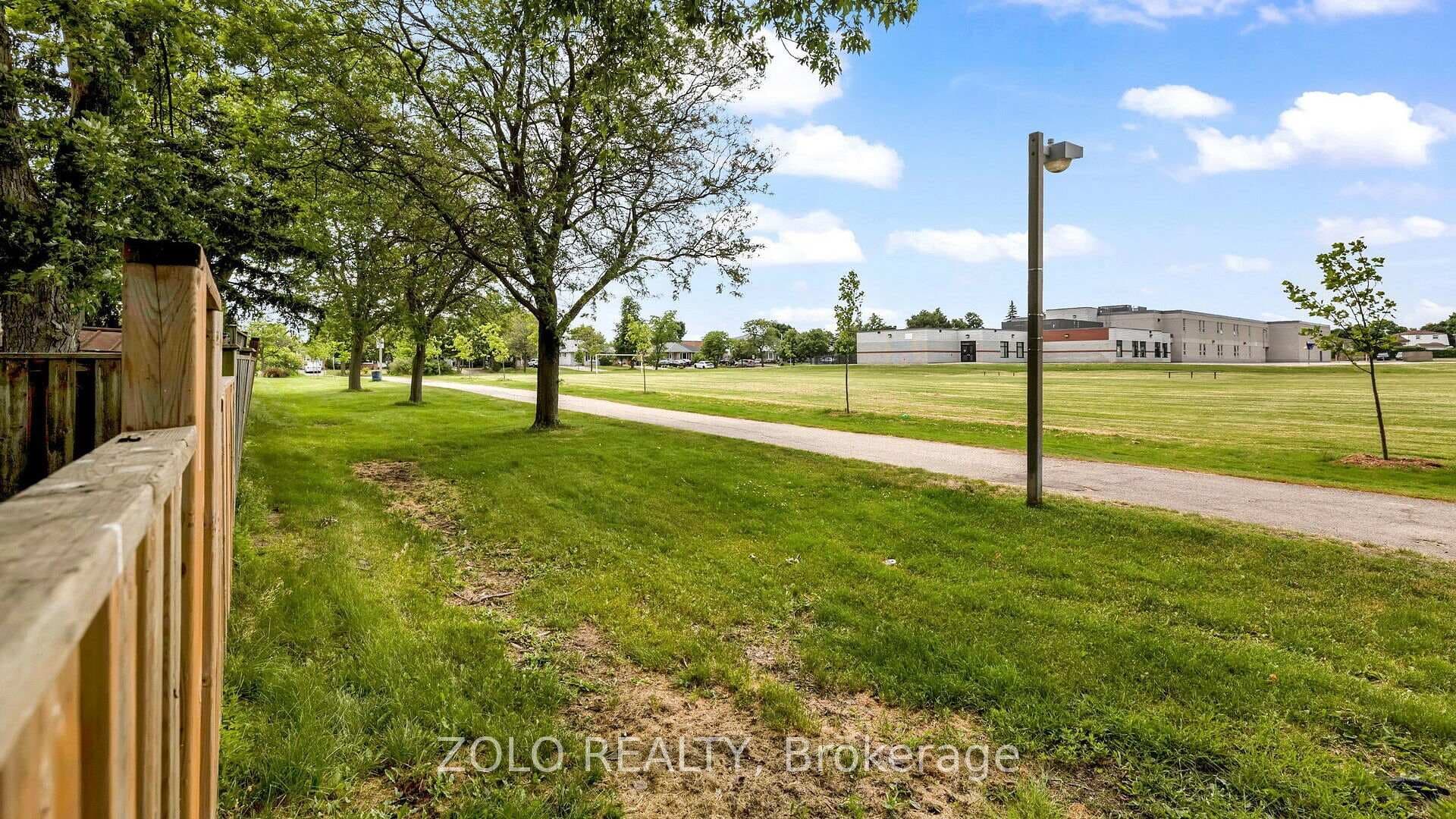 39 Jacobs Square photo 38