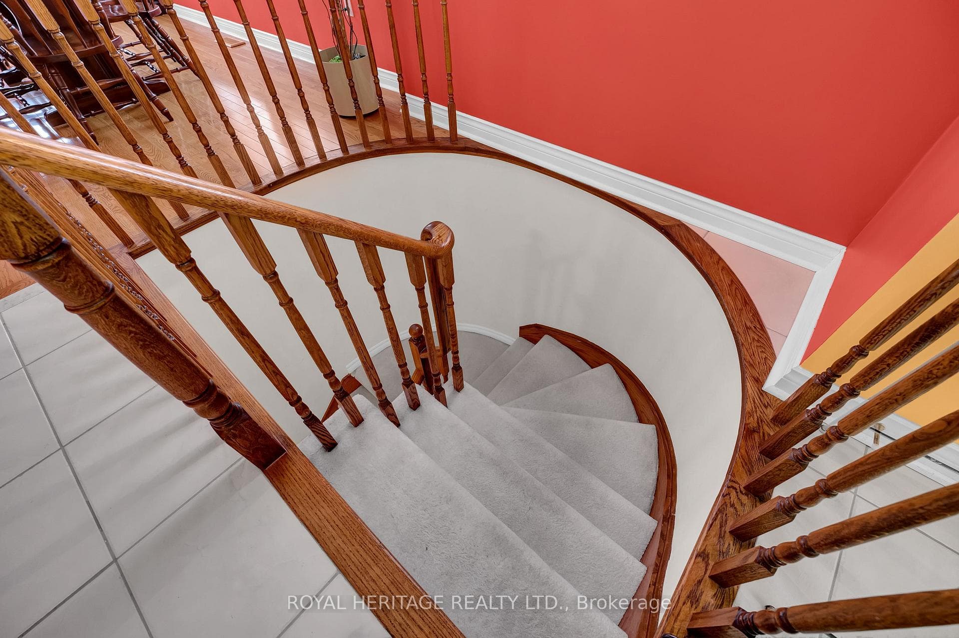 86 Root Crescent photo 25