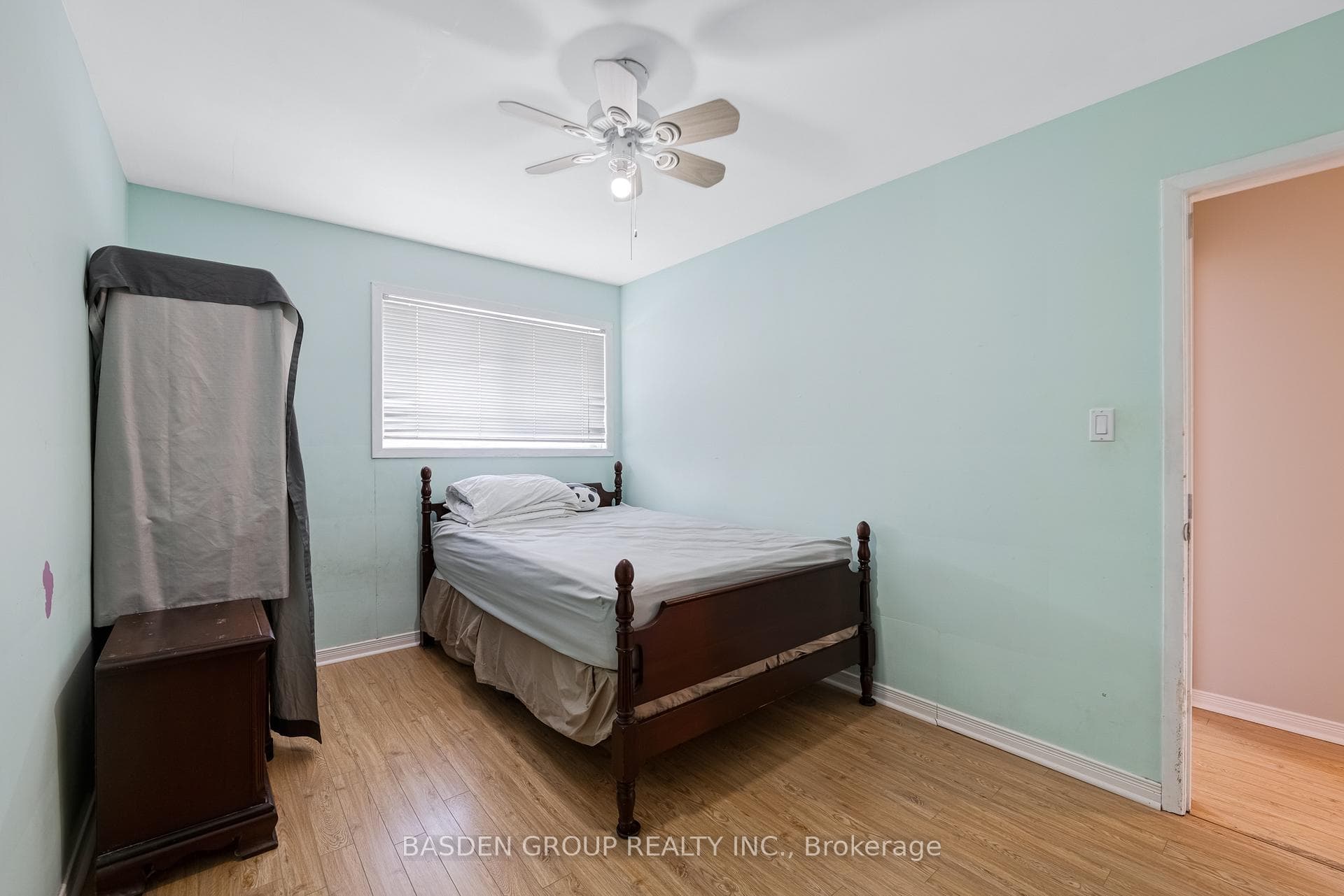 730 Meadowvale Road photo 25