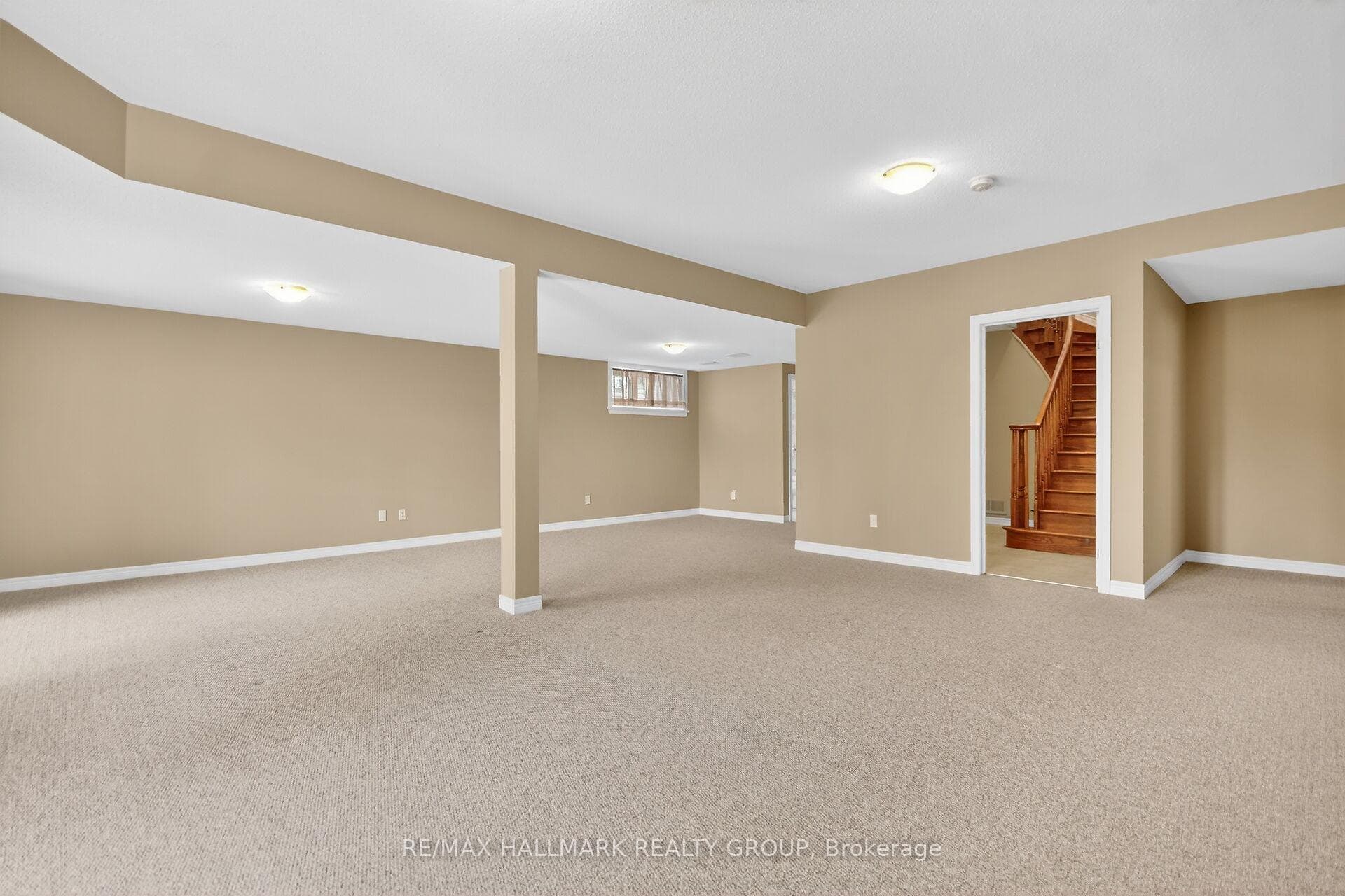 445 Landswood Way photo 38