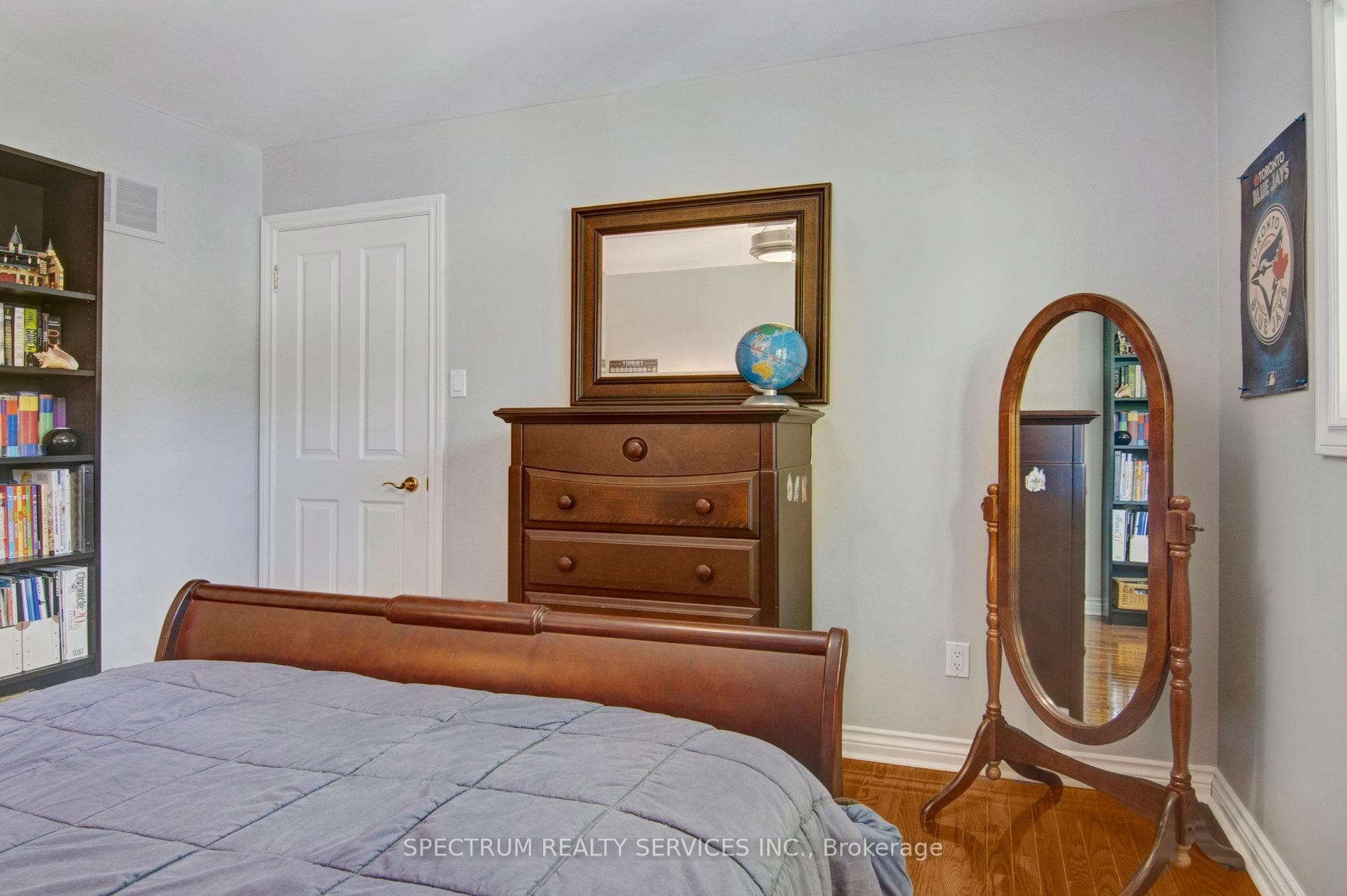 172 Charmaine Road photo 29