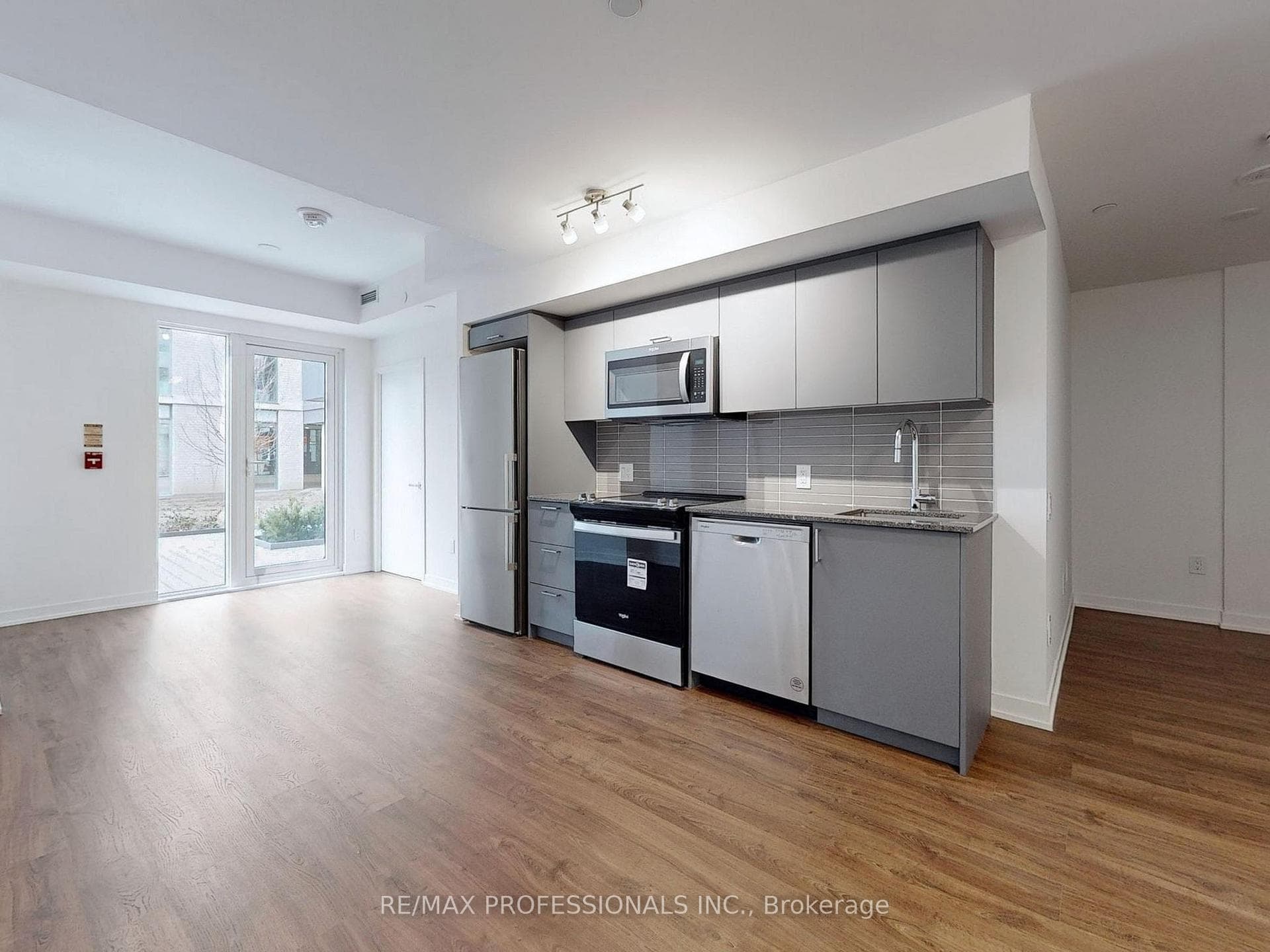 500 Wilson Avenue Unit 129 photo 4