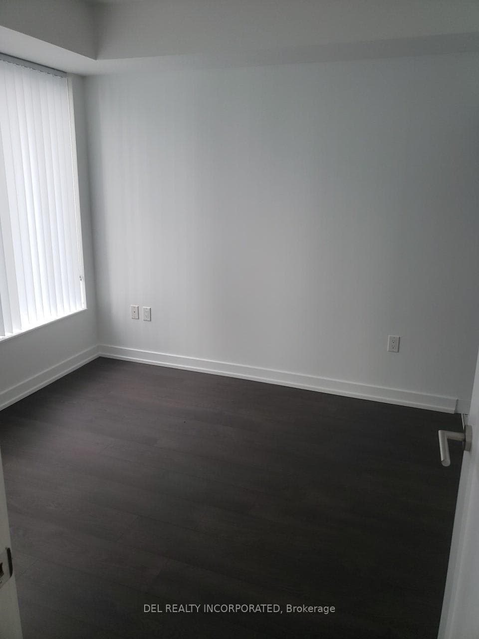 10 York Street Unit 2407 photo 3