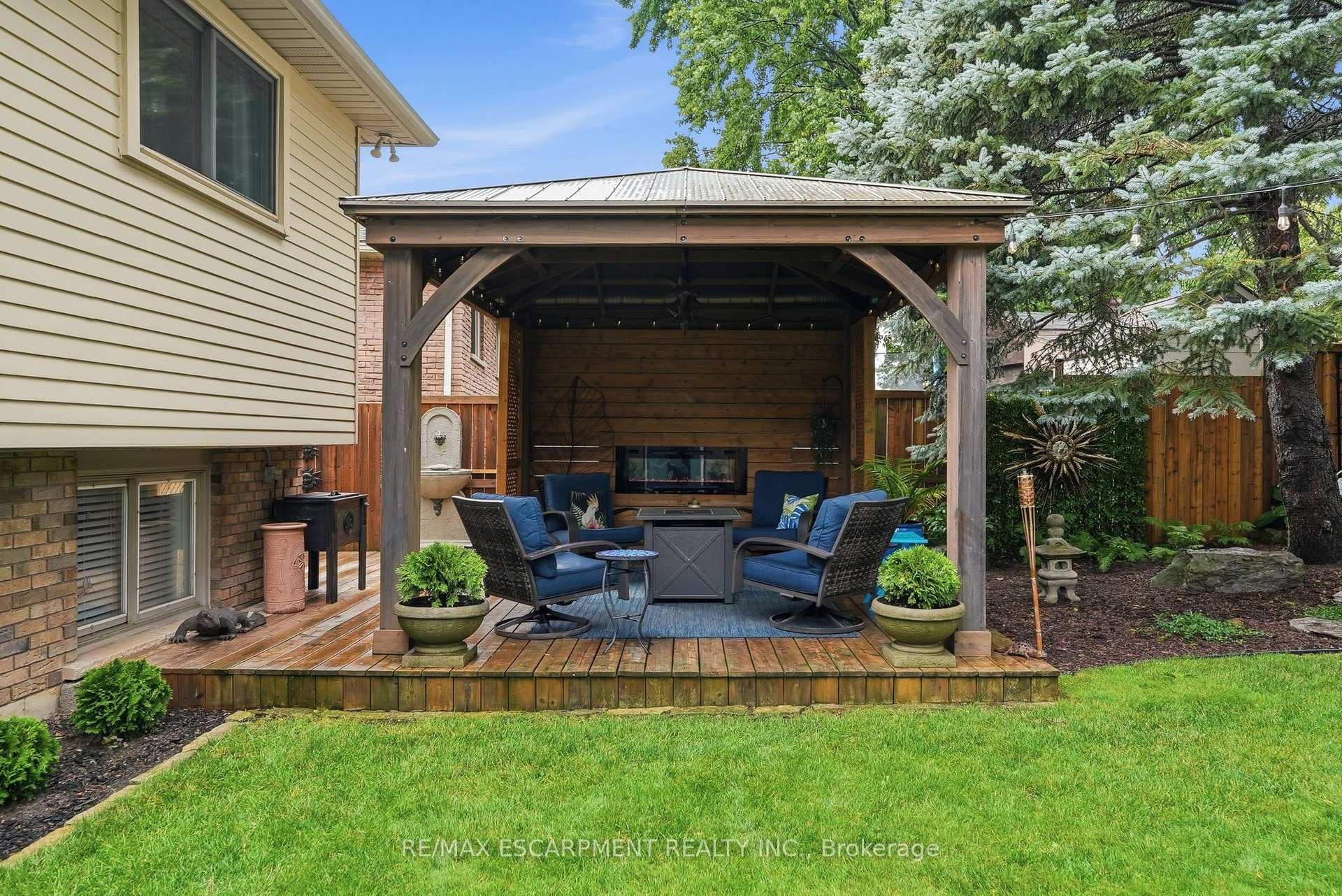 224 ATHENIA Drive photo 42