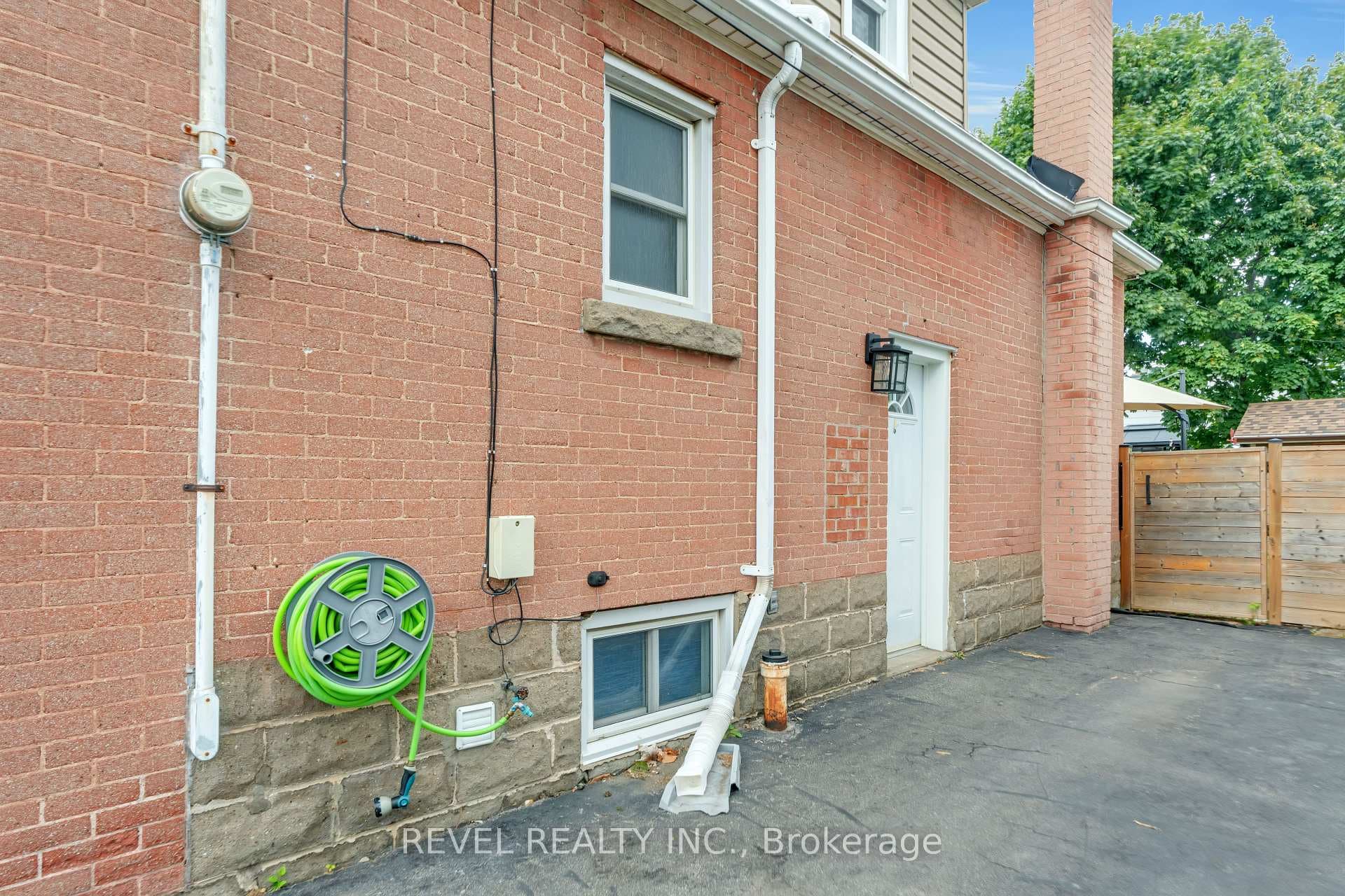 207 Auburn Avenue photo 32