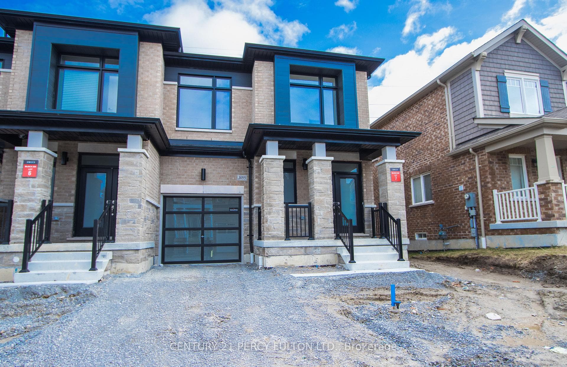 1055 Cameo Street photo 2
