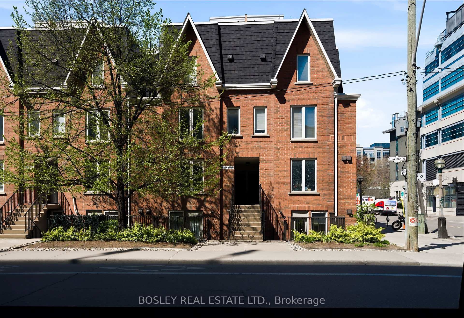 100 Strachan Avenue Unit 606 photo 1