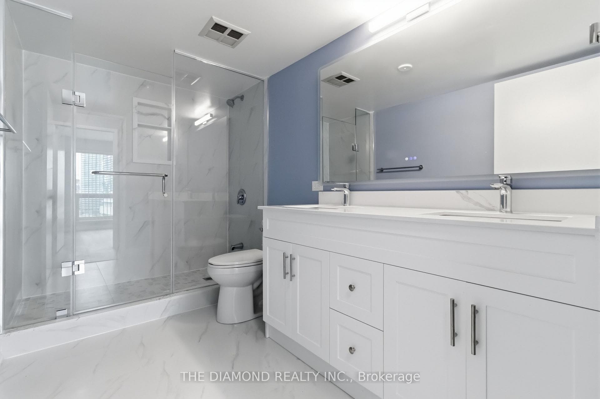 10 Yonge Street Unit 1708 photo 18