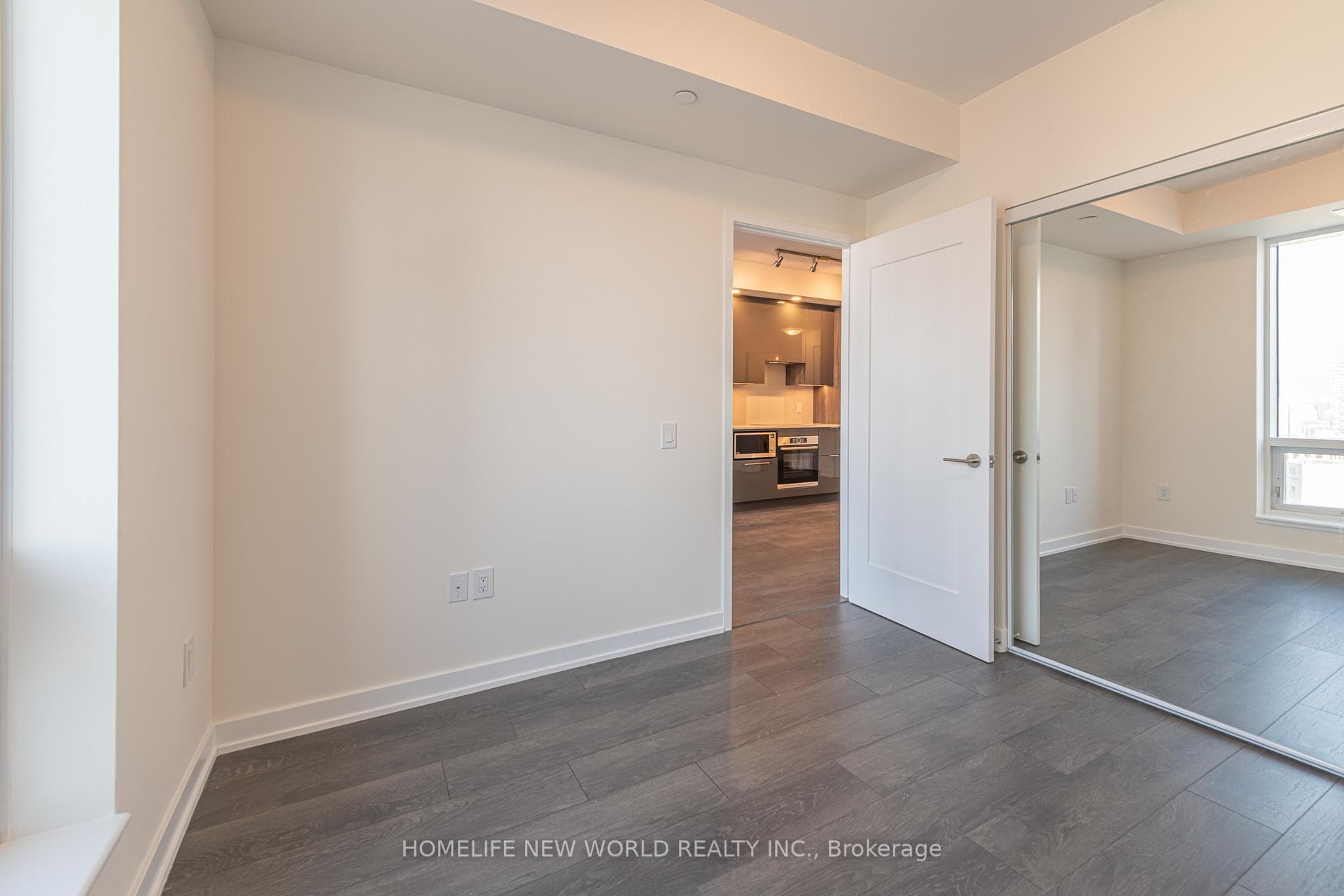 28 Freeland Street Unit 3906 photo 11