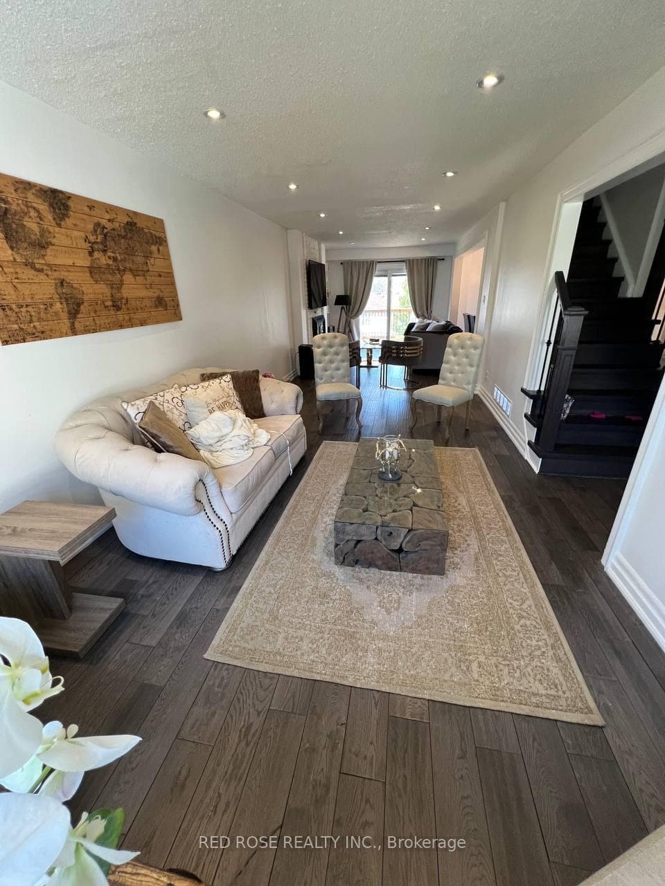 80 Braeburn Drive photo 3