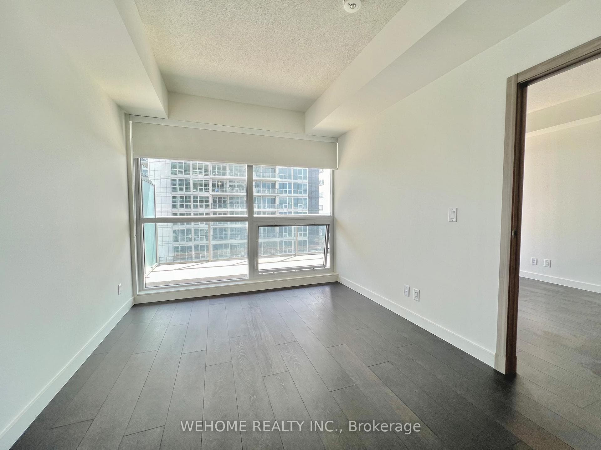 27 McMahon Drive Unit 2601 photo 12