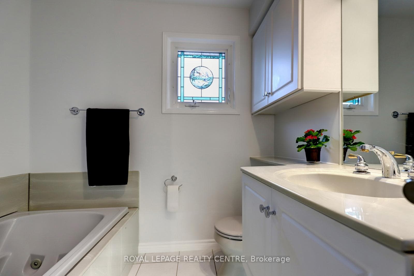 450 Abington Avenue photo 29