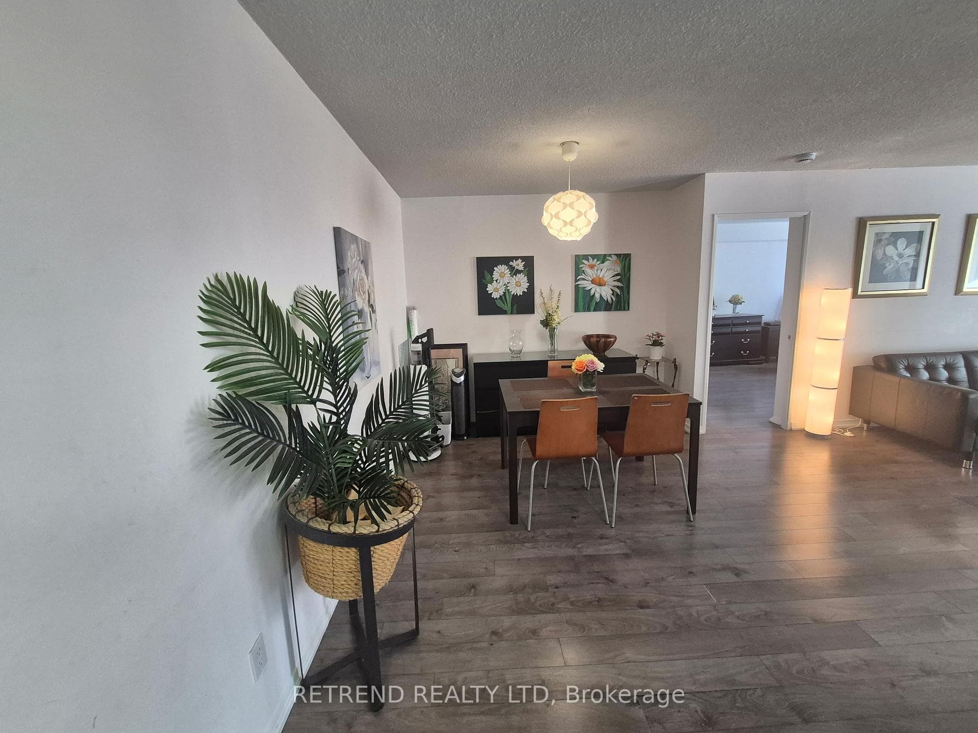 30 Greenfield Avenue Unit 1601 photo 6