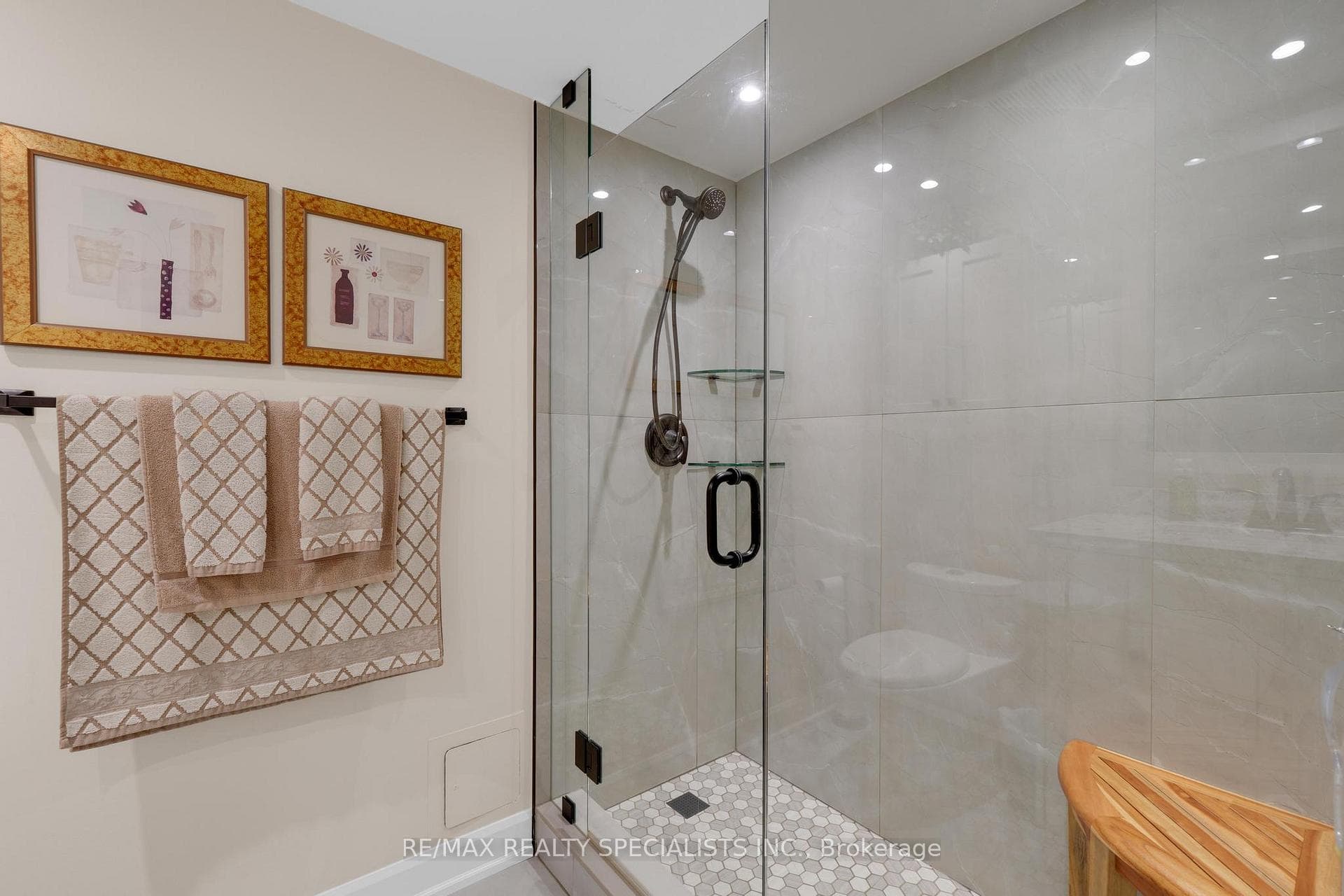 4235 Sherwoodtowne Boulevard Unit 1808 photo 16